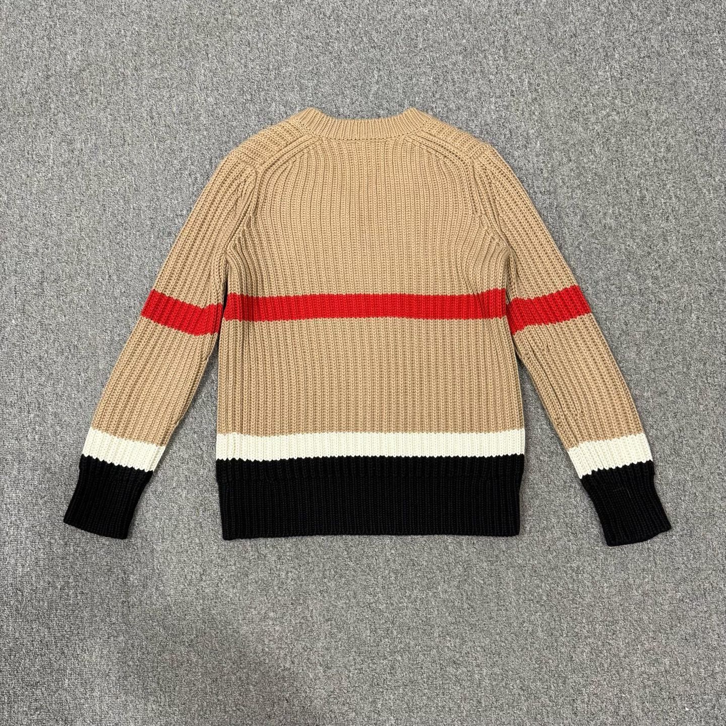 Burberry Burberry Striped V-Neck Wool Sweater Size XS / US 0-2 / IT 36-38 - 2 Thumbnail