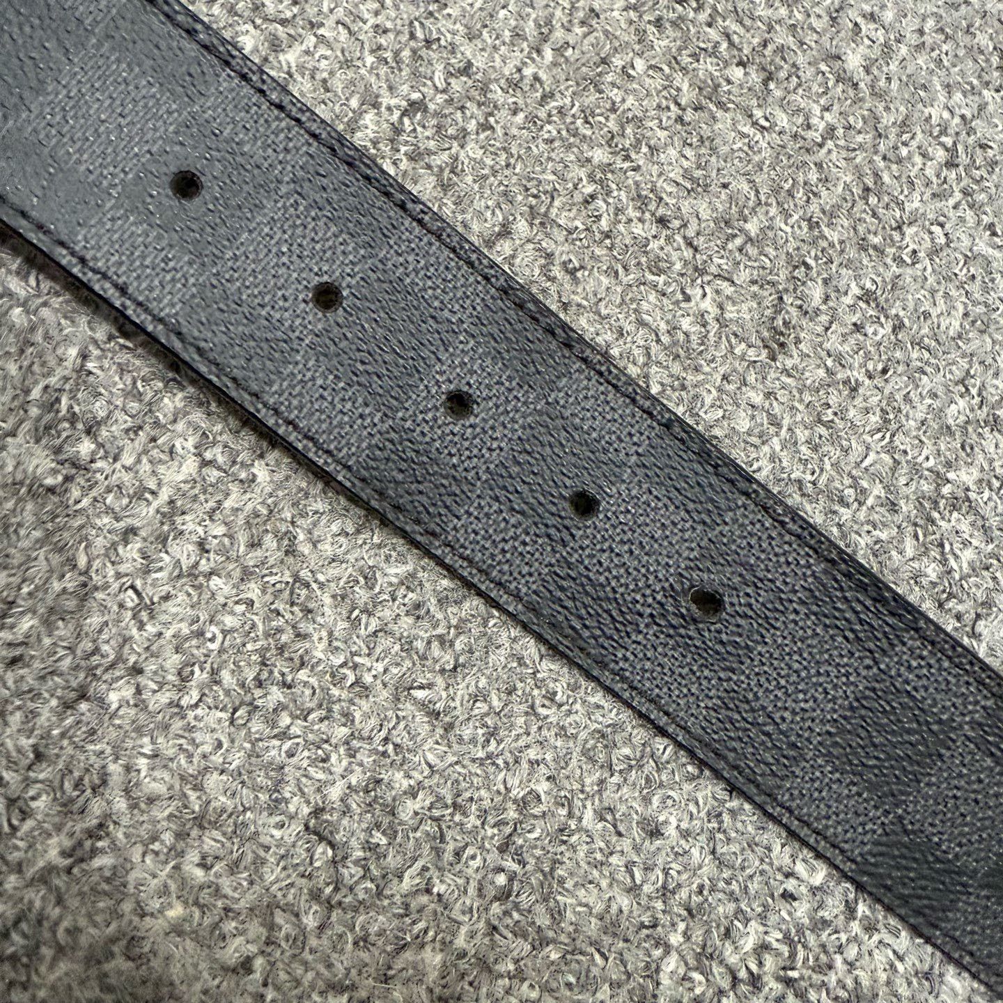 Louis Vuitton Louis Vuitton Damier Black Belt Size ONE SIZE - 7 Thumbnail