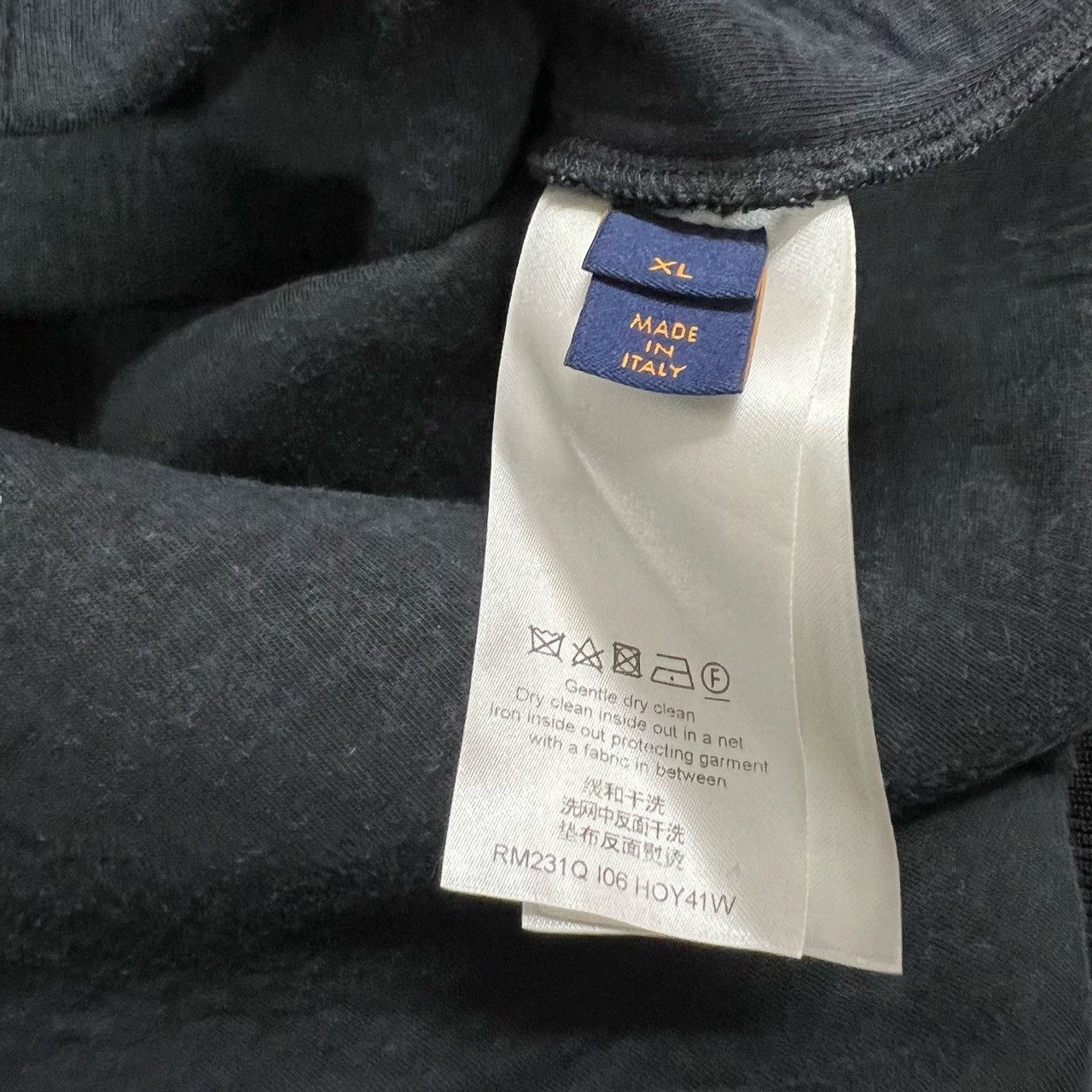 Louis Vuitton Louis Vuitton 2024 Black Silver Gradient Logo Sweater Size US XL / EU 56 / 4 - 5 Thumbnail