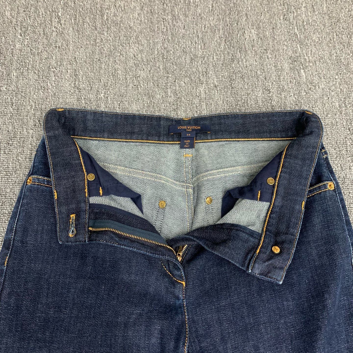 Louis Vuitton Louis Vuitton Blue Monogram Patchwork Jeans Size US 34 / EU 50 - 8 Thumbnail