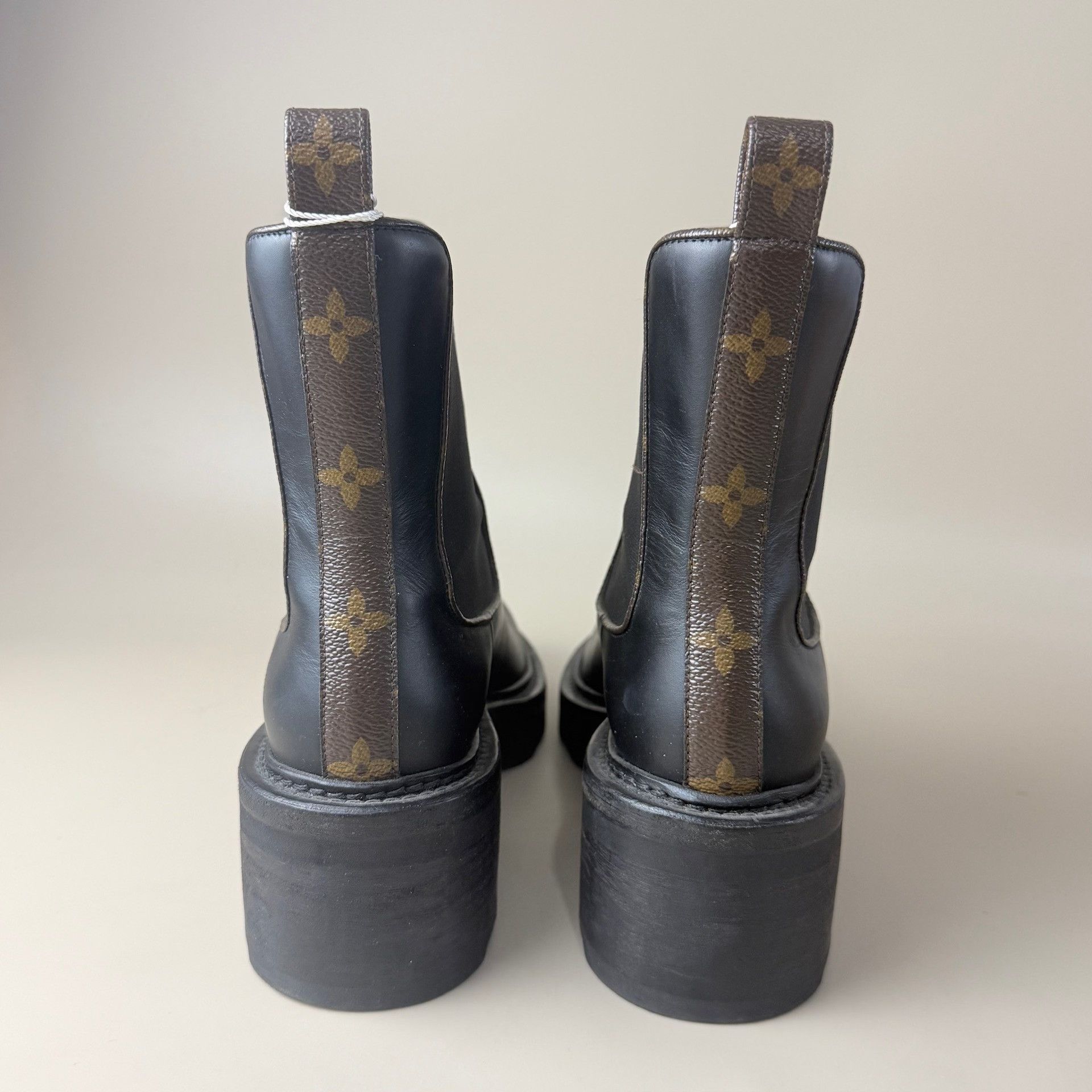 Louis Vuitton LV Monogram Platform Ankle Boots Size US 7.5 / IT 37.5 - 3 Thumbnail