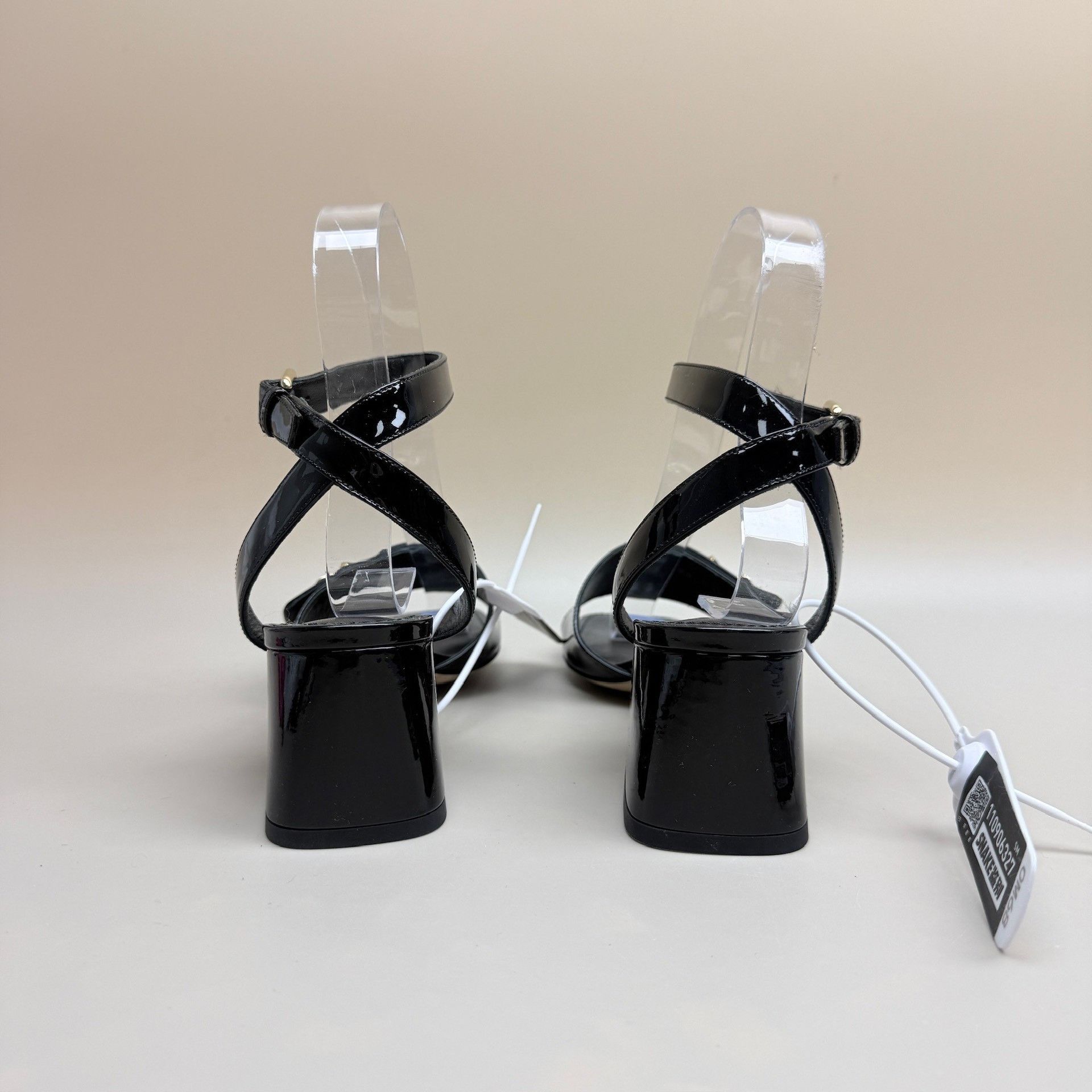 Louis Vuitton LV Black Gold Logo Strappy Sandals Size US 4 / IT 34 - 3 Thumbnail