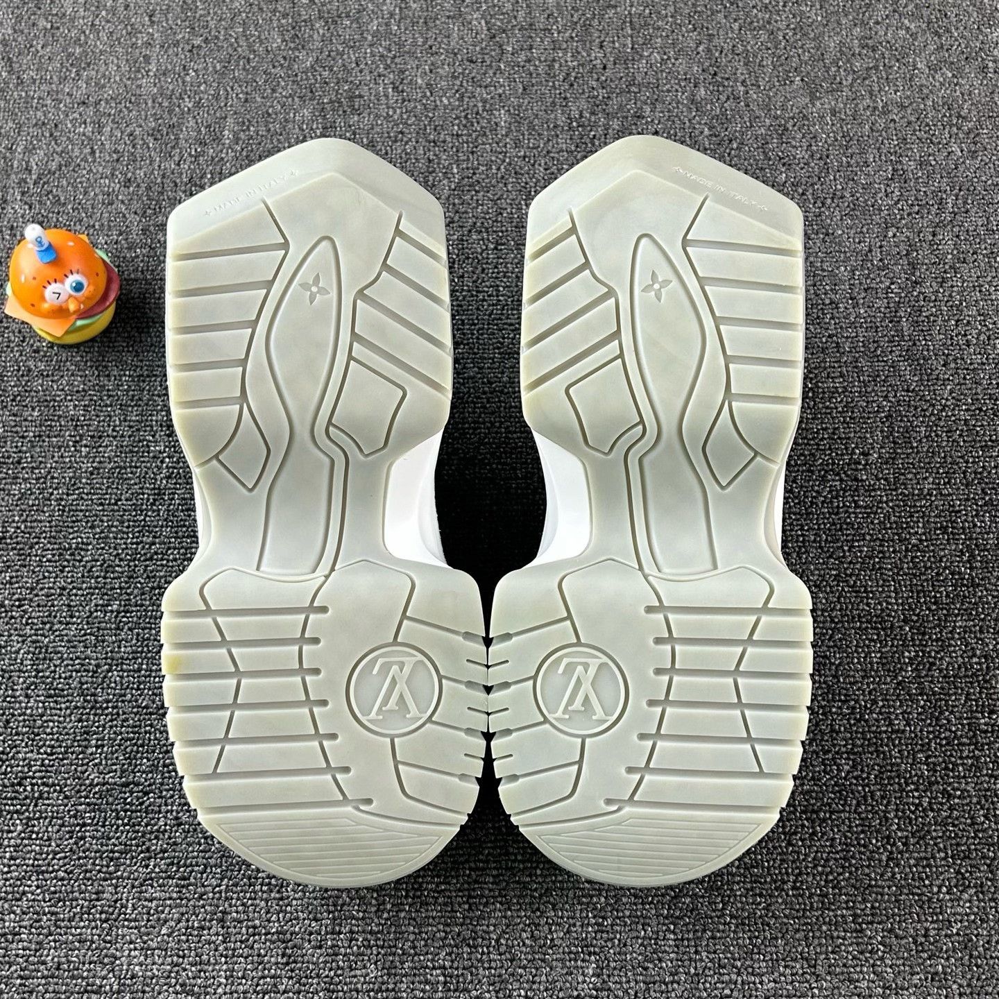 Louis Vuitton Louis Vuitton Archlight 2.0 White Size US 4.5 / IT 34.5 - 6 Thumbnail