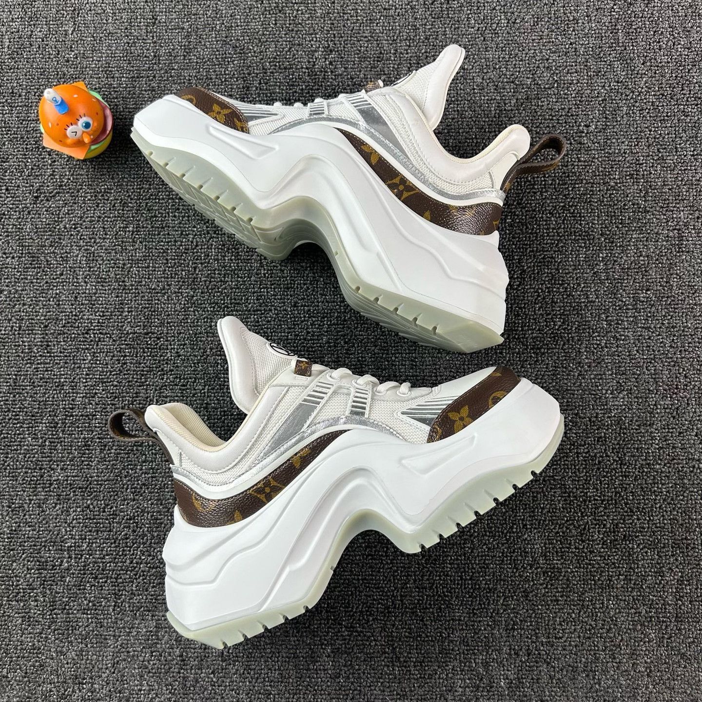 Louis Vuitton Louis Vuitton Archlight 2.0 White Size US 4.5 / IT 34.5 - 4 Thumbnail