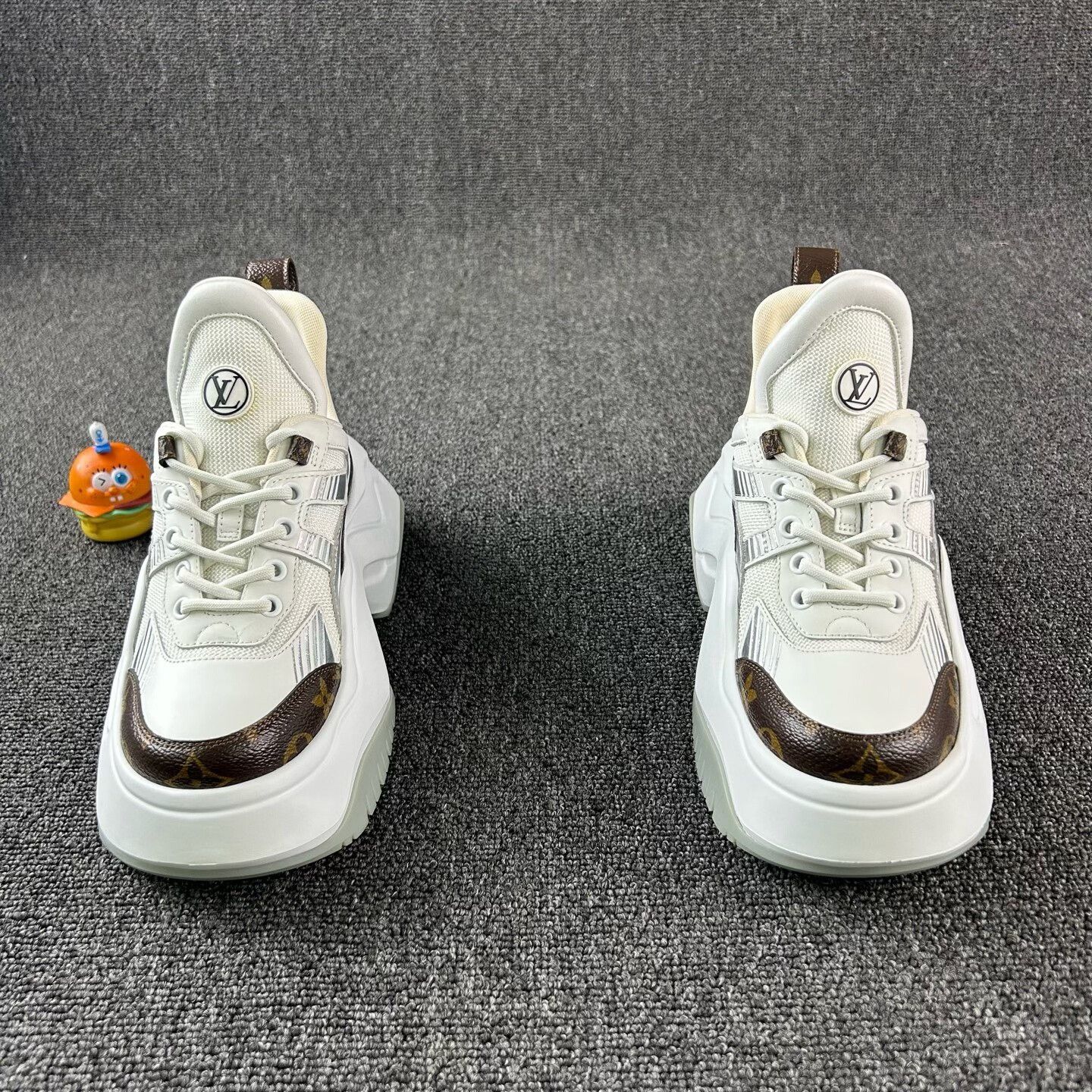 Louis Vuitton Louis Vuitton Archlight 2.0 White Size US 4.5 / IT 34.5 - 2 Thumbnail