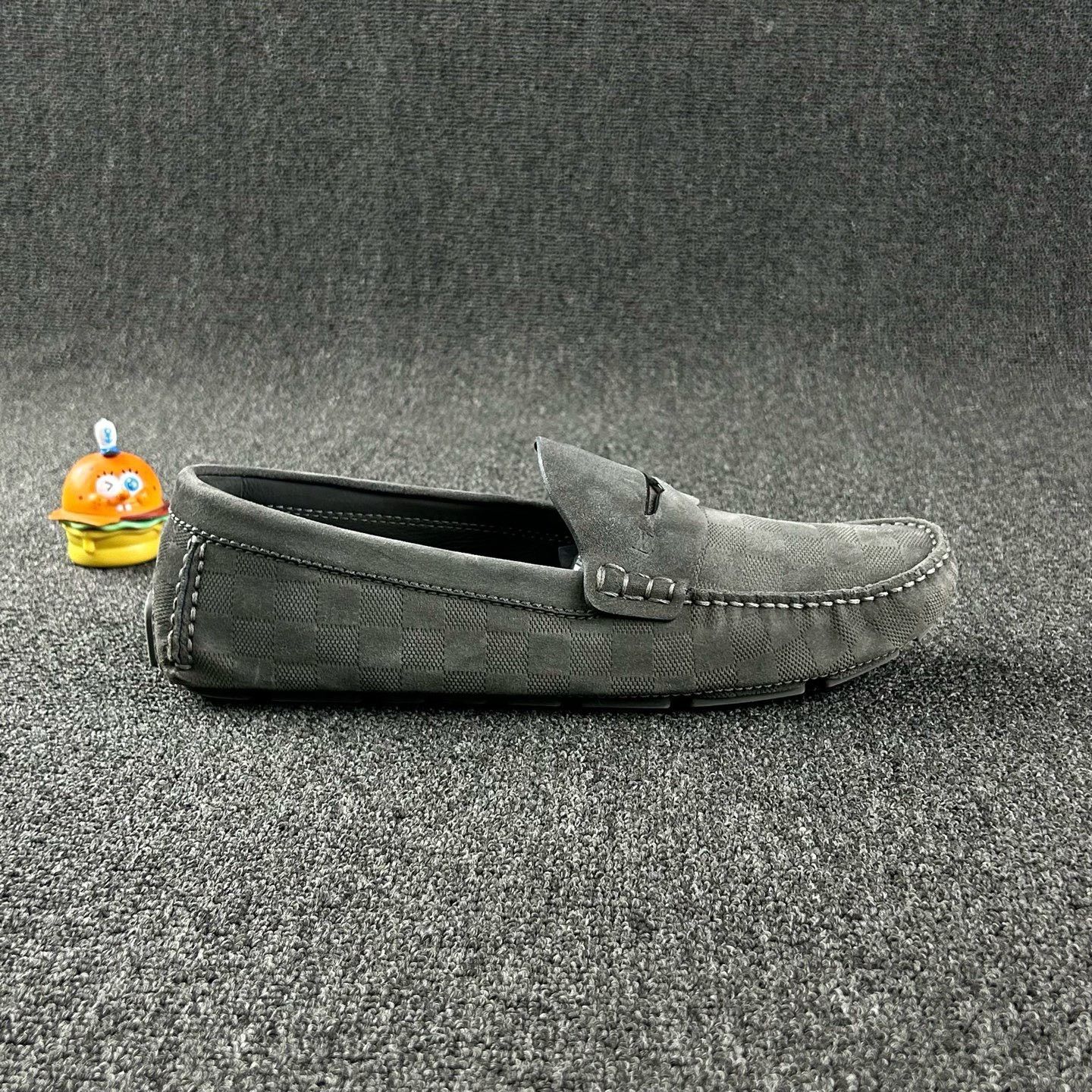 Louis Vuitton Louis Vuitton Gray Loafers Size US 10 / EU 43 - 4 Thumbnail