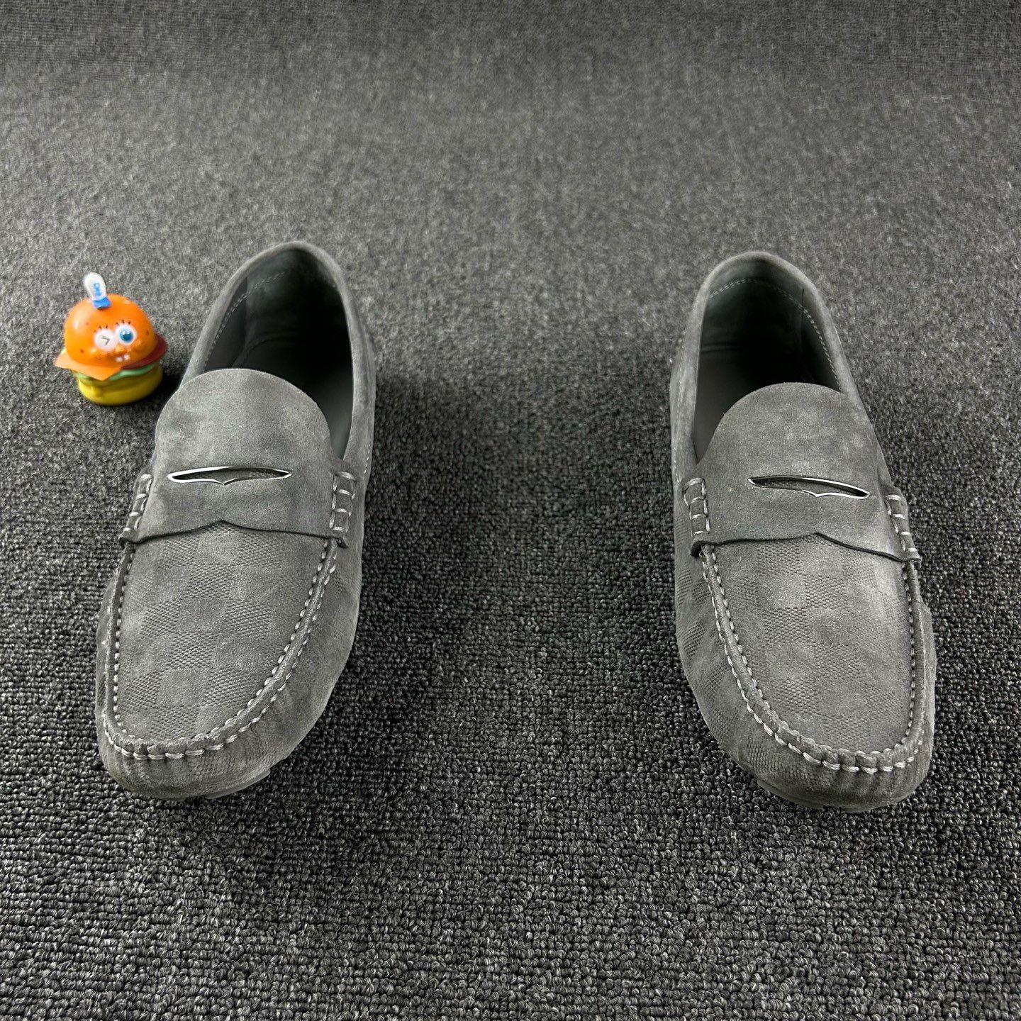 Louis Vuitton Louis Vuitton Gray Loafers Size US 10 / EU 43 - 2 Thumbnail