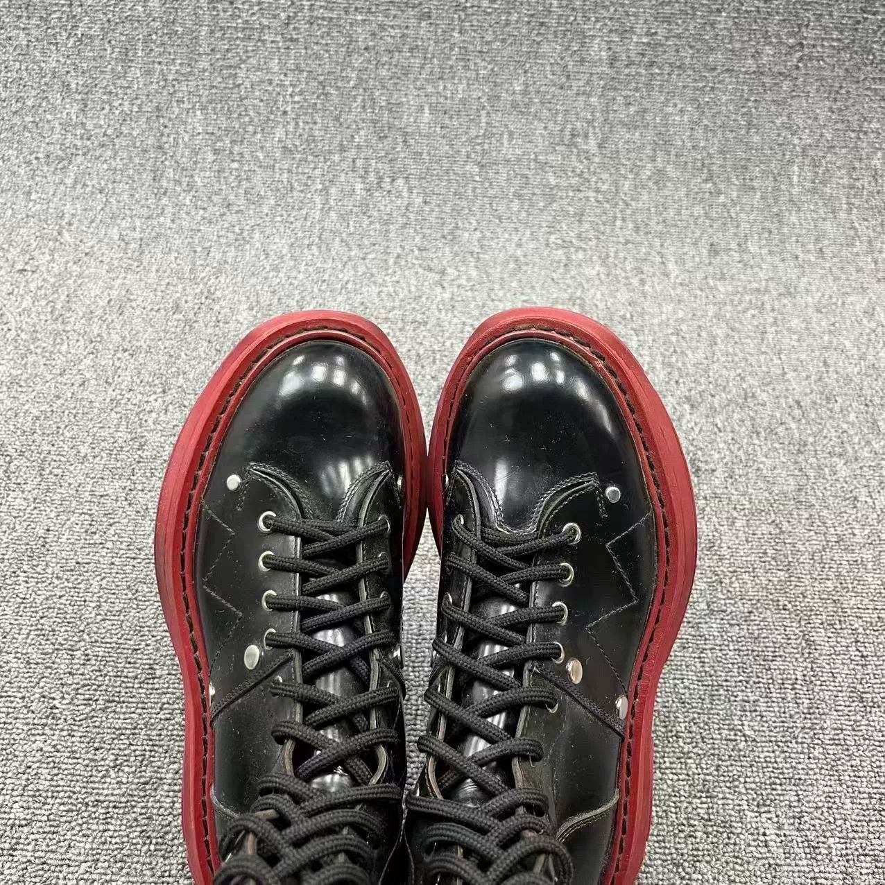 Alexander McQueen Alexander McQueen Black Patent Leather Knee-High Platform Boots Size US 5 / IT 35 - 2 Thumbnail