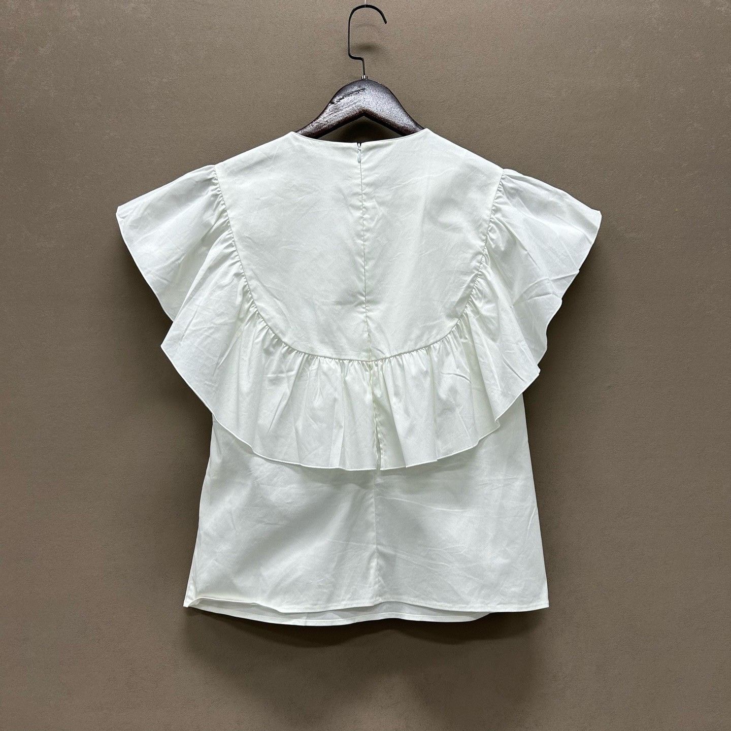 Valentino Valentino Puff Sleeve T-Shirt Size S / US 4 / IT 40 - 2 Thumbnail