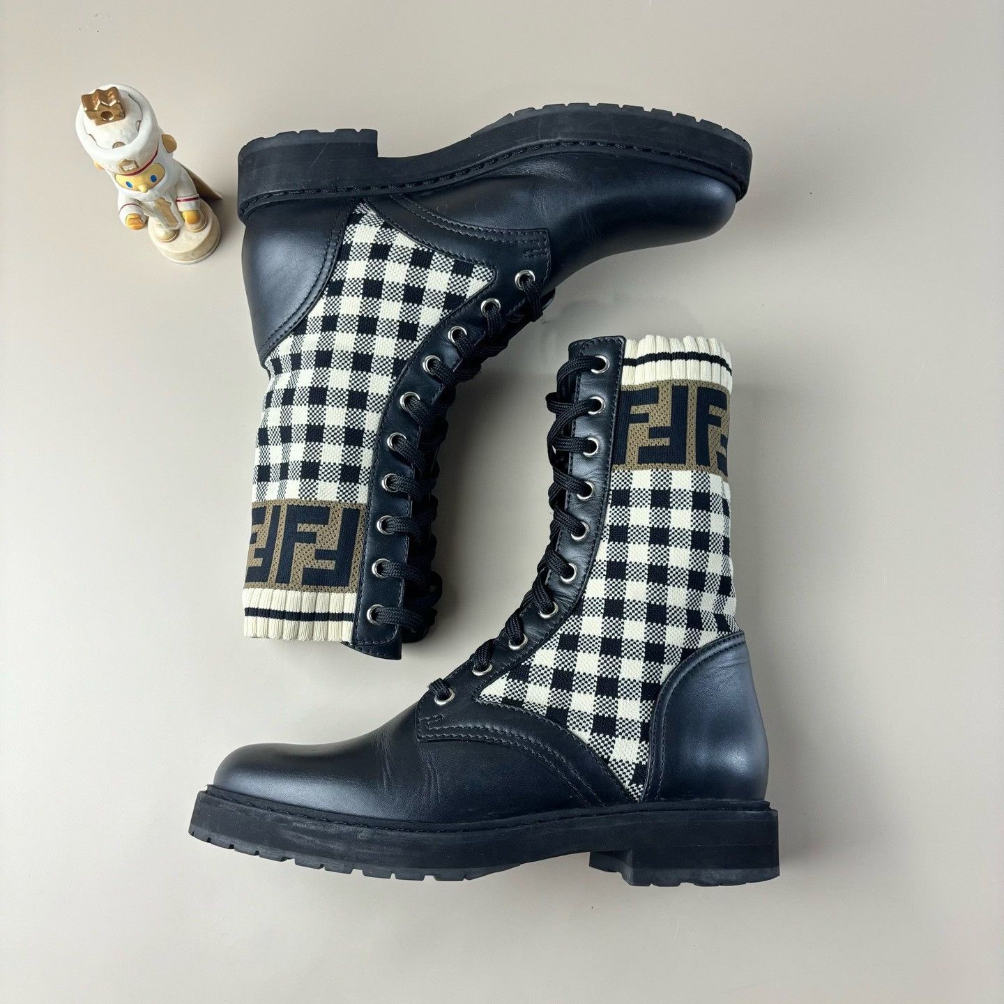 Fendi Fendi Plaid Double F Embroidered Ankle Boots Size US 4 / IT 34 - 6 Thumbnail