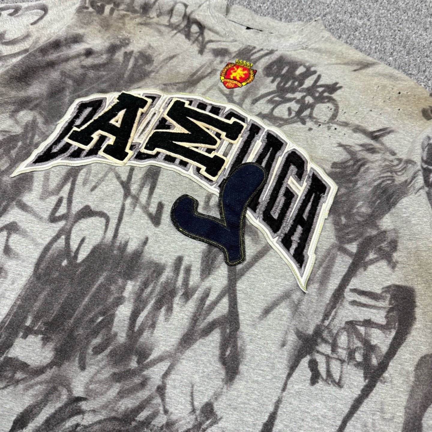 Balenciaga Balenciaga Graffiti Print Round Neck T-Shirt Size US L / EU 52-54 / 3 - 3 Thumbnail