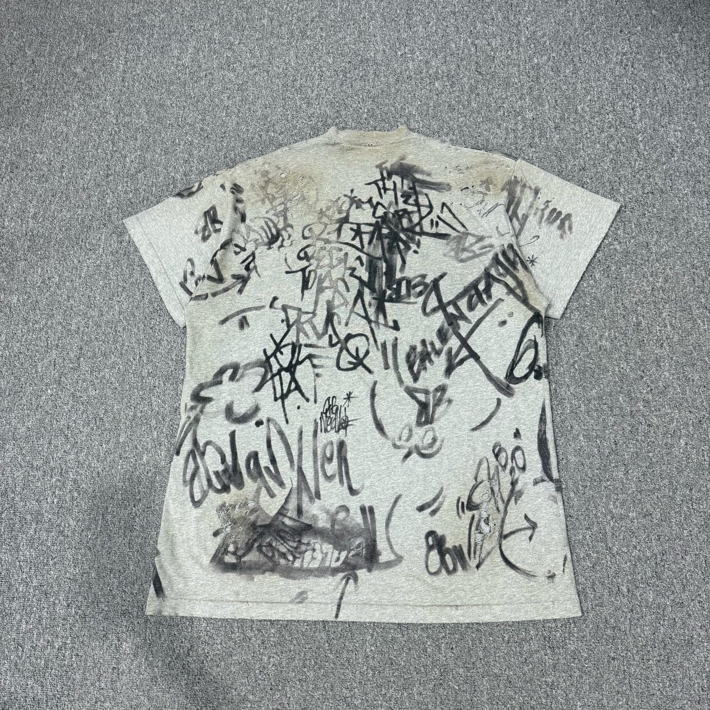 Balenciaga Balenciaga Graffiti Print Round Neck T-Shirt Size US L / EU 52-54 / 3 - 2 Thumbnail