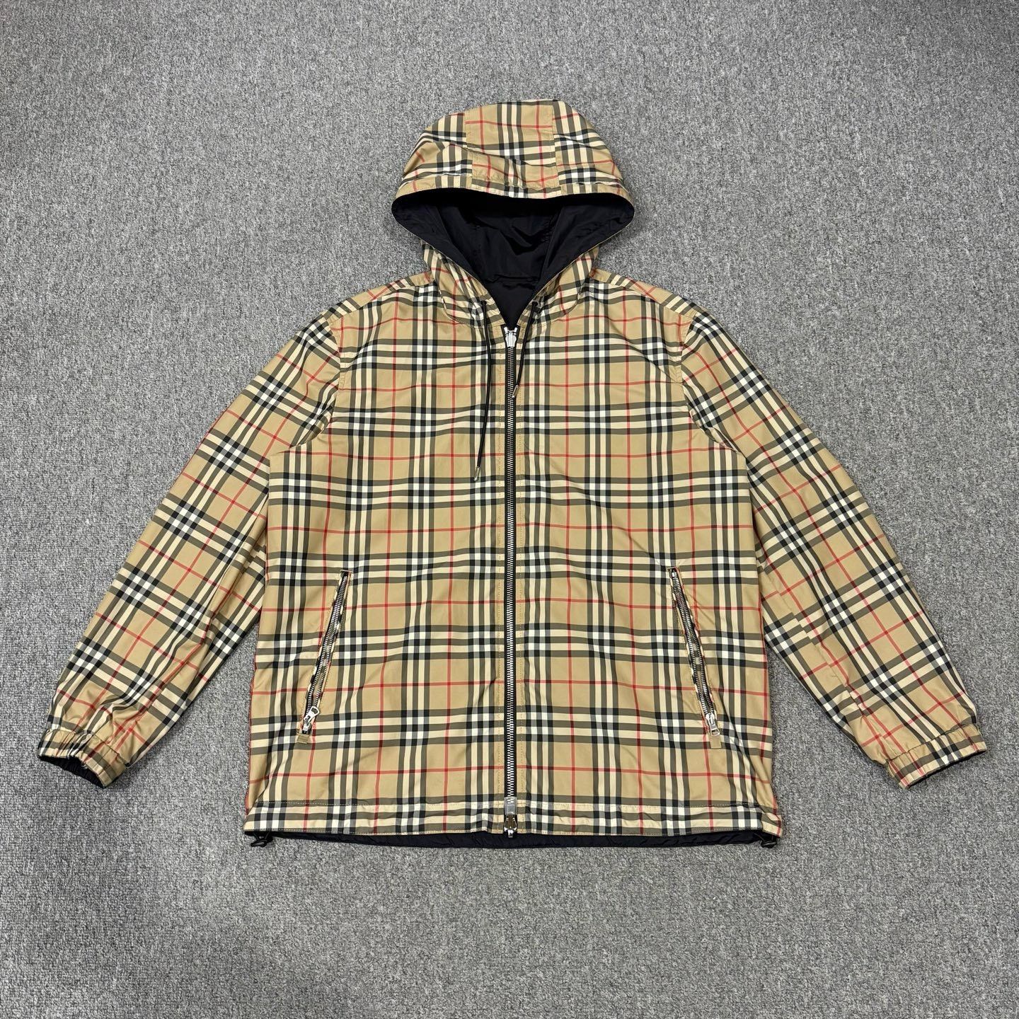 Burberry Burberry Black Classic Check Reversible Jacket Size US L / EU 52-54 / 3 - 2 Thumbnail