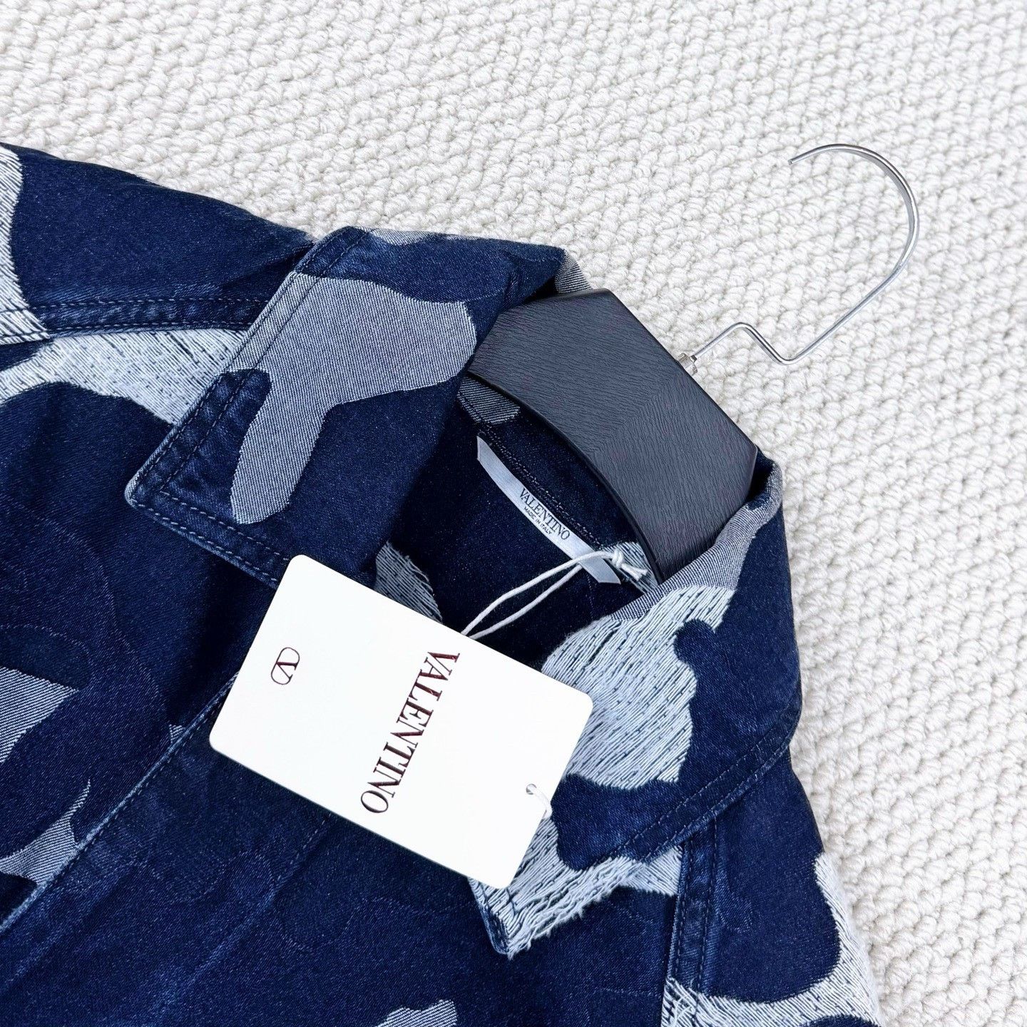 Valentino Valentino Camo Embroidered Denim Jacket Size US S / EU 44-46 / 1 - 3 Thumbnail
