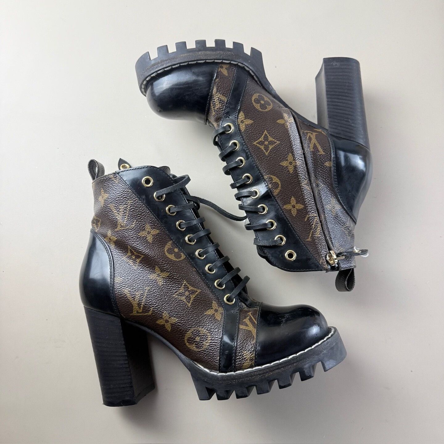 Louis Vuitton Louis Vuitton Monogram Lace-Up Ankle Boots Size US 6 / IT 36 - 4 Thumbnail