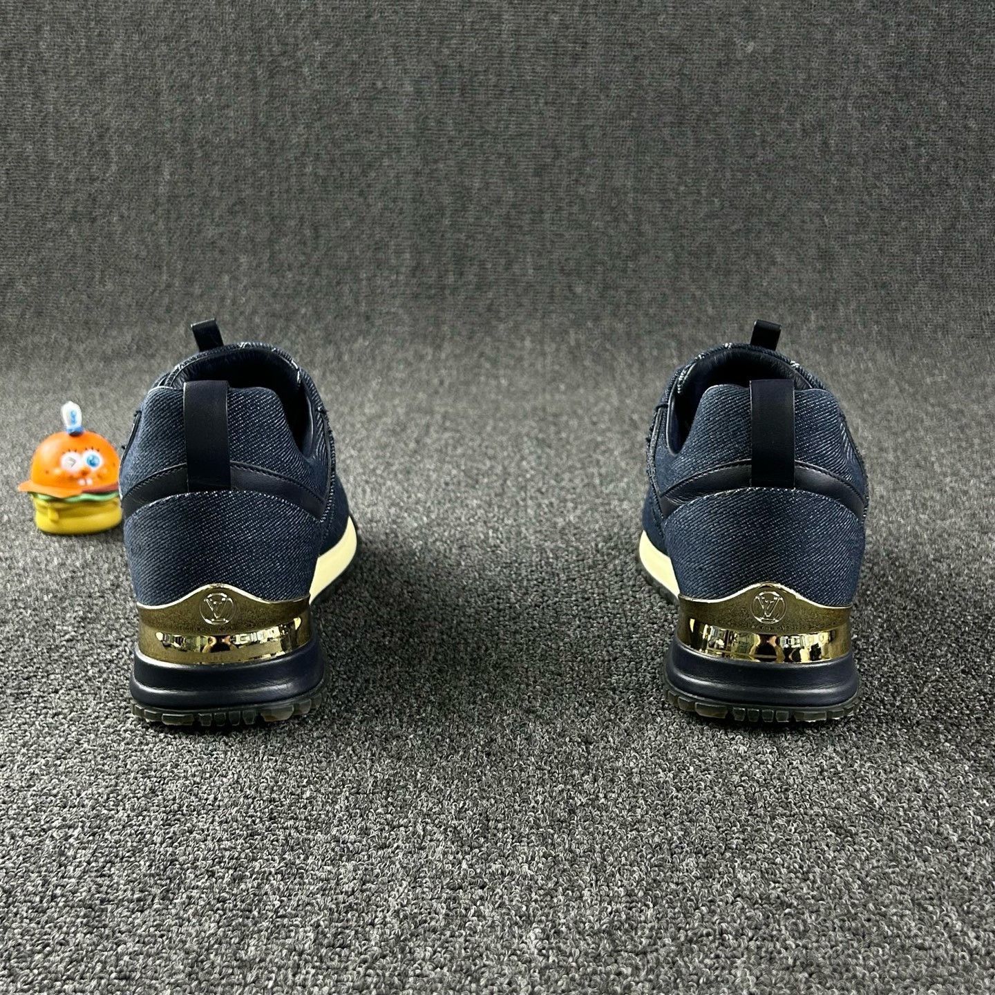 Louis Vuitton Louis Vuitton Monogram Denim Sneakers Size US 4 / IT 34 - 5 Thumbnail