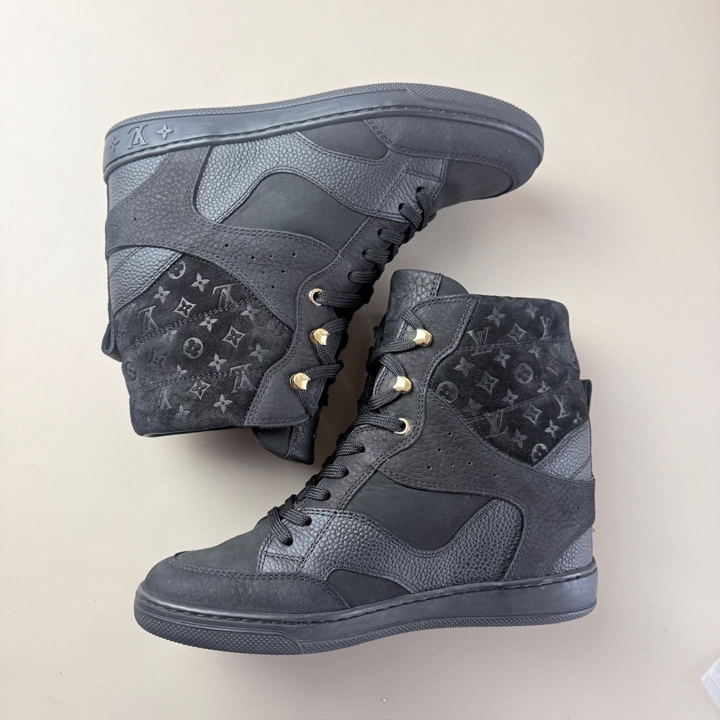 Louis Vuitton LV Monogram Pattern Ankle Boots Size US 4.5 / IT 34.5 - 5 Thumbnail