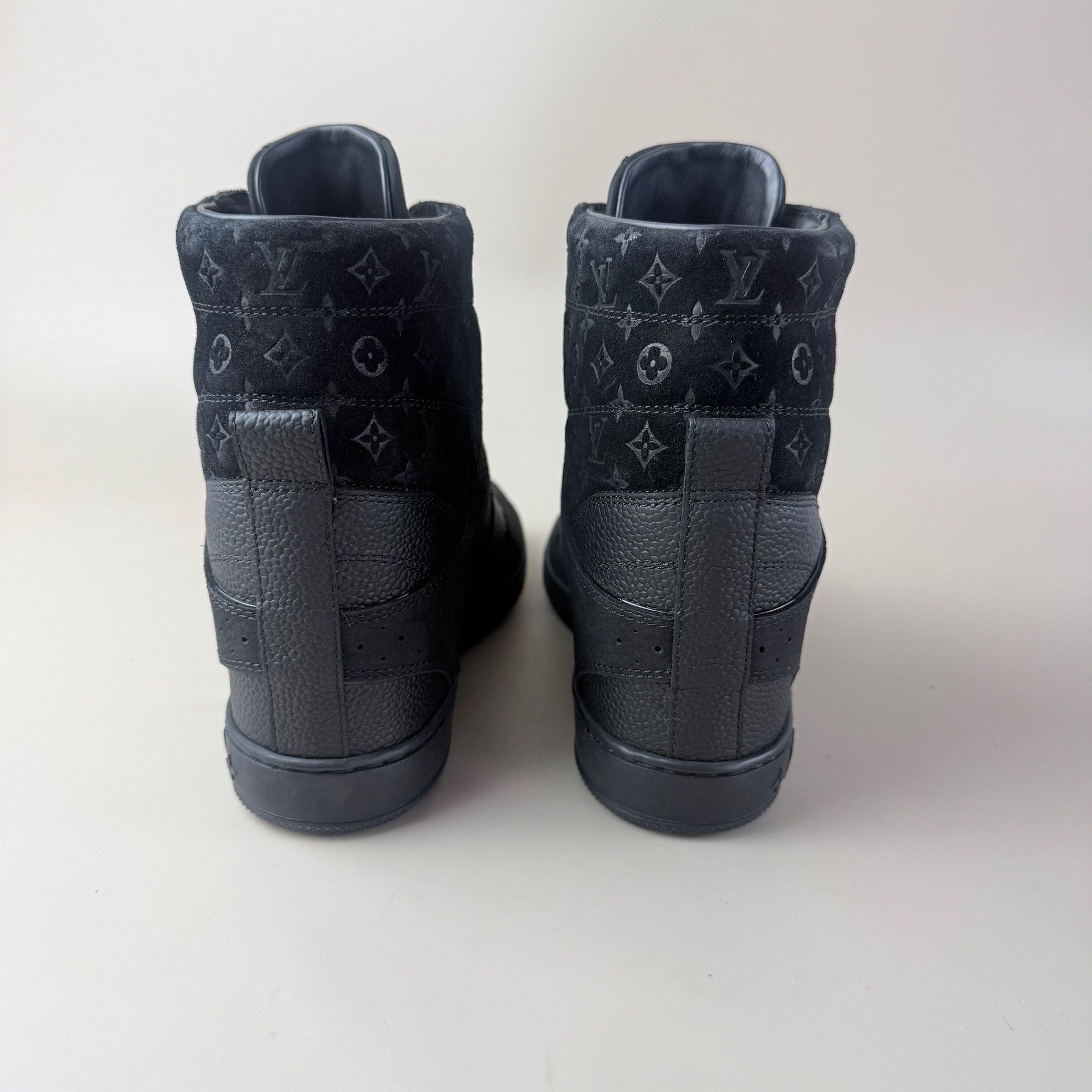 Louis Vuitton LV Monogram Pattern Ankle Boots Size US 4.5 / IT 34.5 - 3 Thumbnail