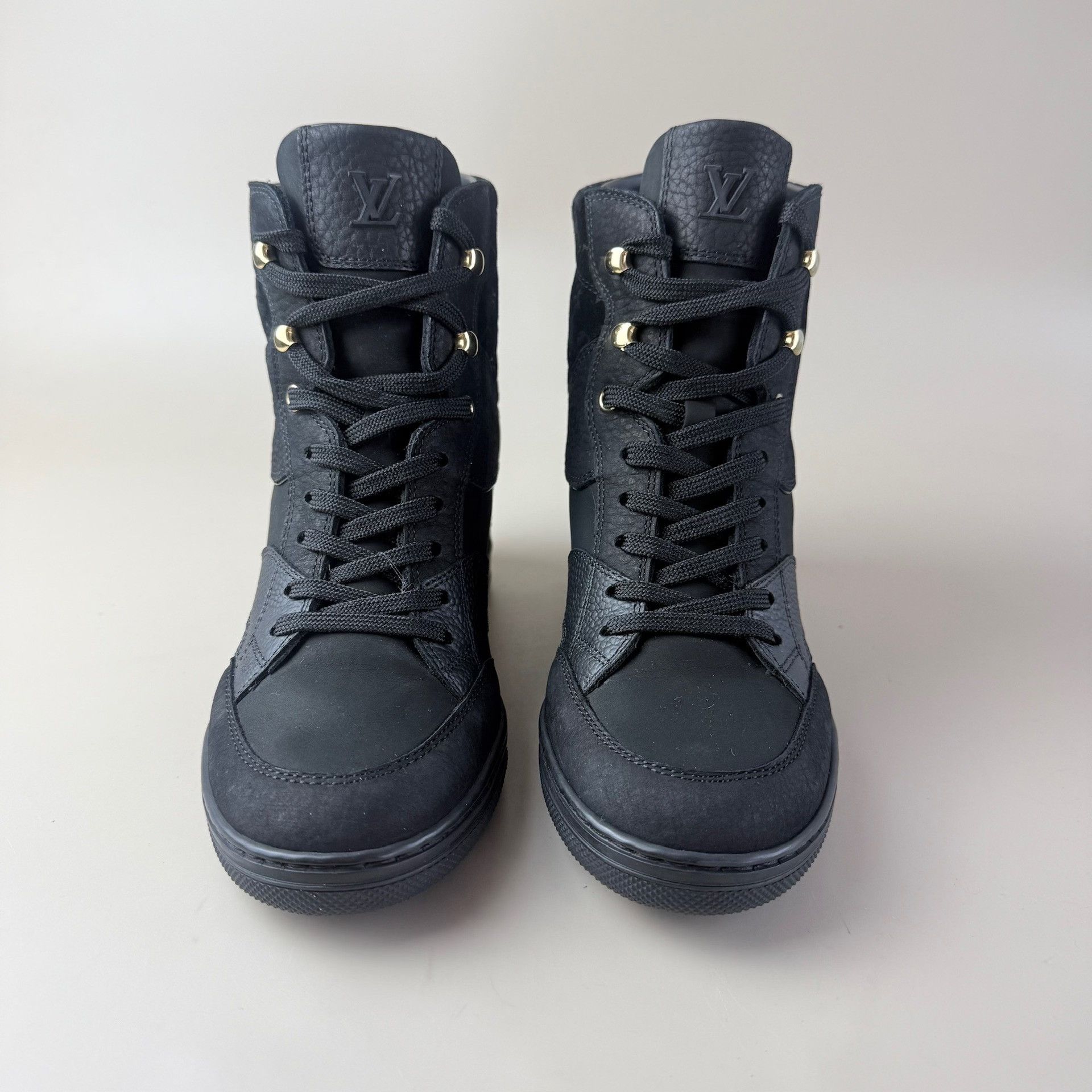 Louis Vuitton LV Monogram Pattern Ankle Boots Size US 4.5 / IT 34.5 - 2 Thumbnail