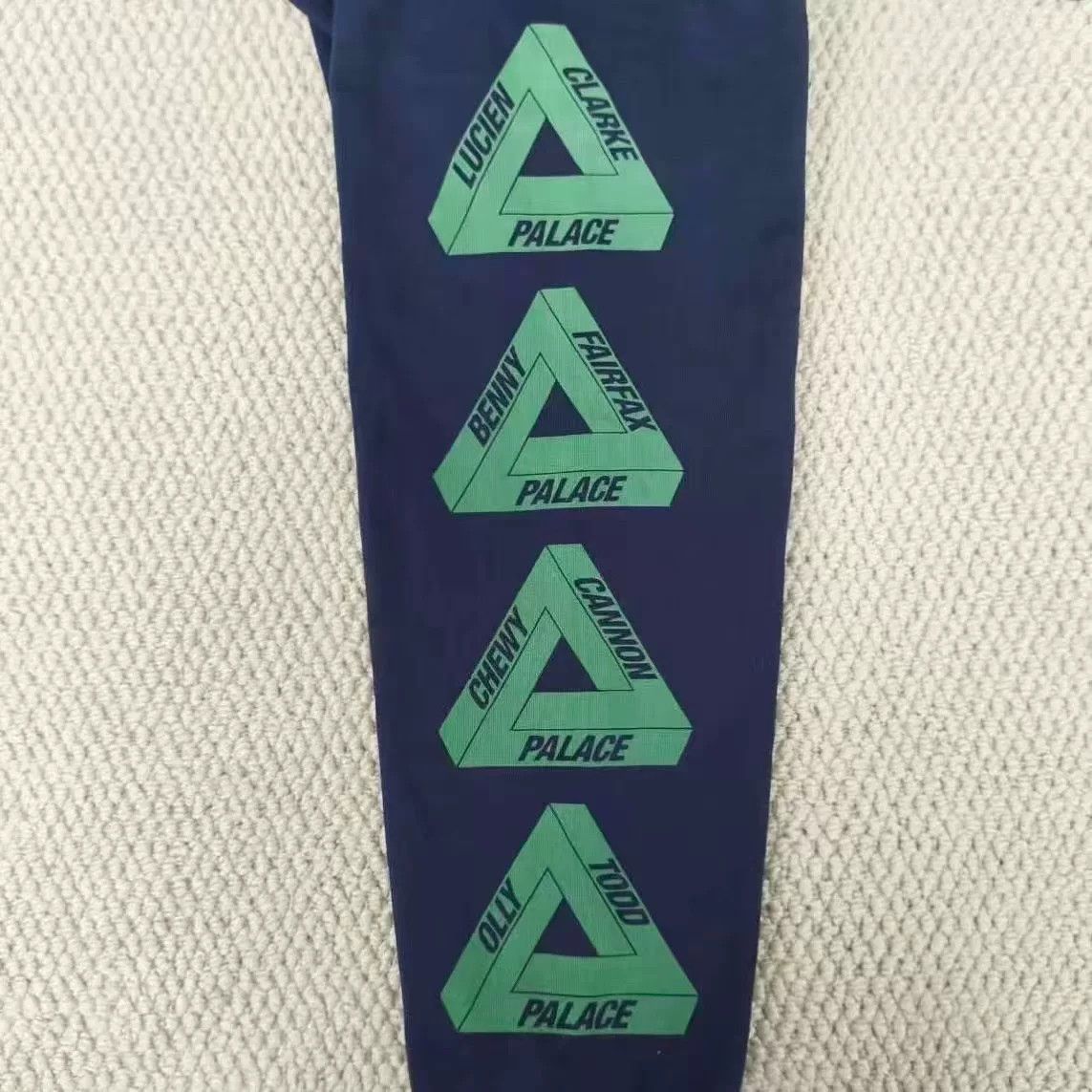 Palace Palace Navy Logo Print Hoodie Size US S / EU 44-46 / 1 - 4 Thumbnail