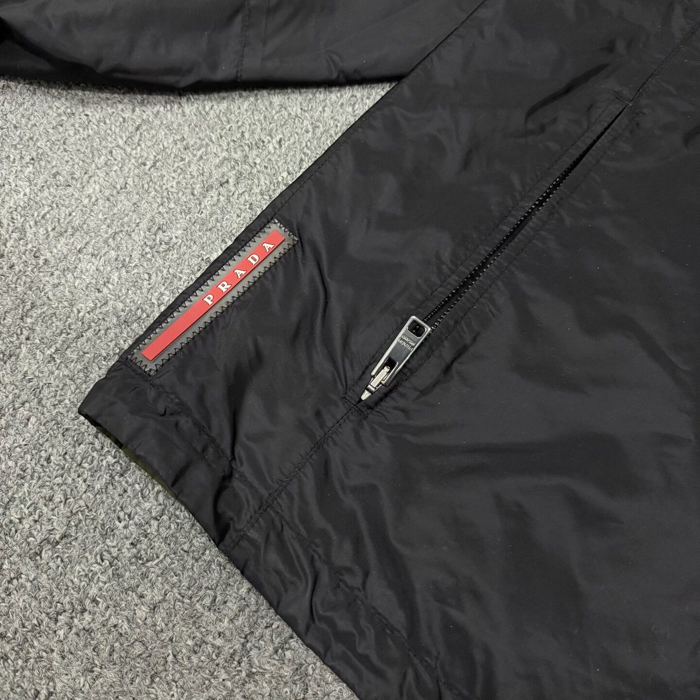 Prada Prada Reversible Logo Padded Coat Size US M / EU 48-50 / 2 - 3 Thumbnail