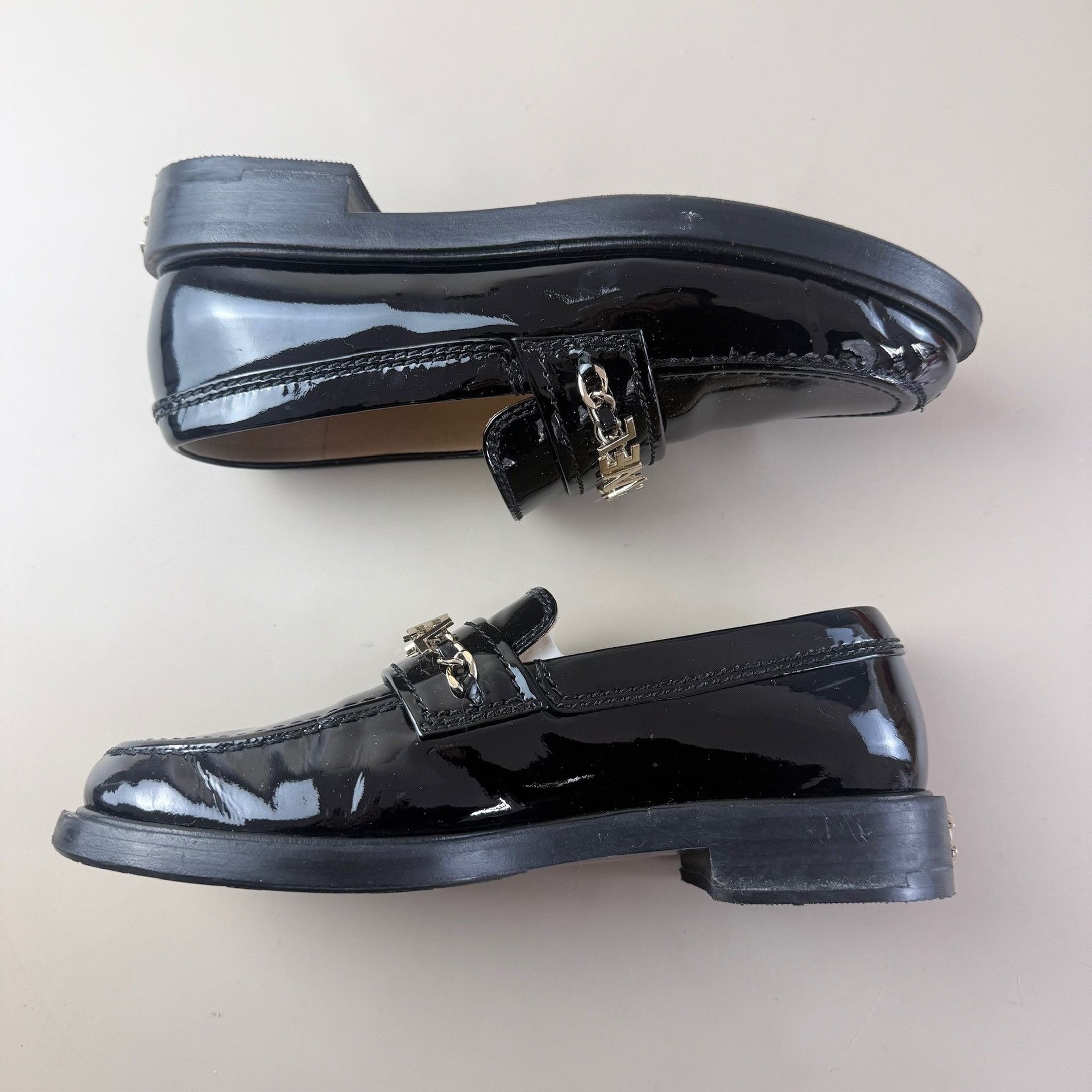 Chanel CHANEL Chain Letter Loafers Size US 5 / IT 35 - 5 Thumbnail