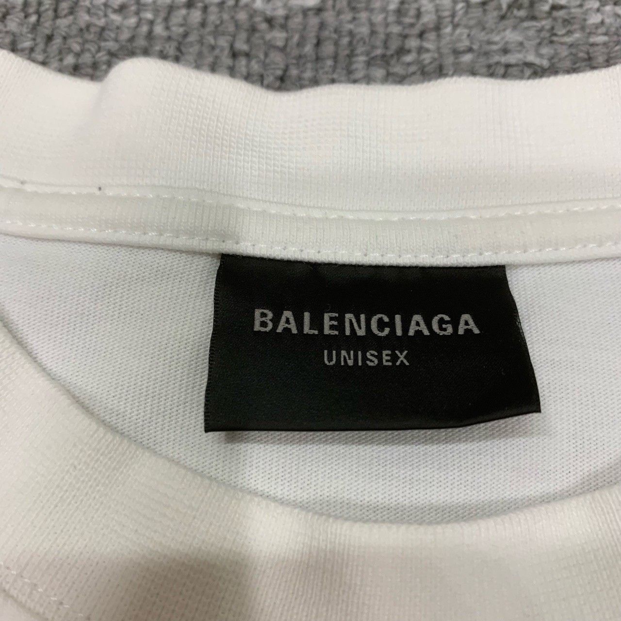 Balenciaga Balenciaga White Distressed Logo Short Sleeve Size XXS / US 00 / IT 34 - 6 Thumbnail