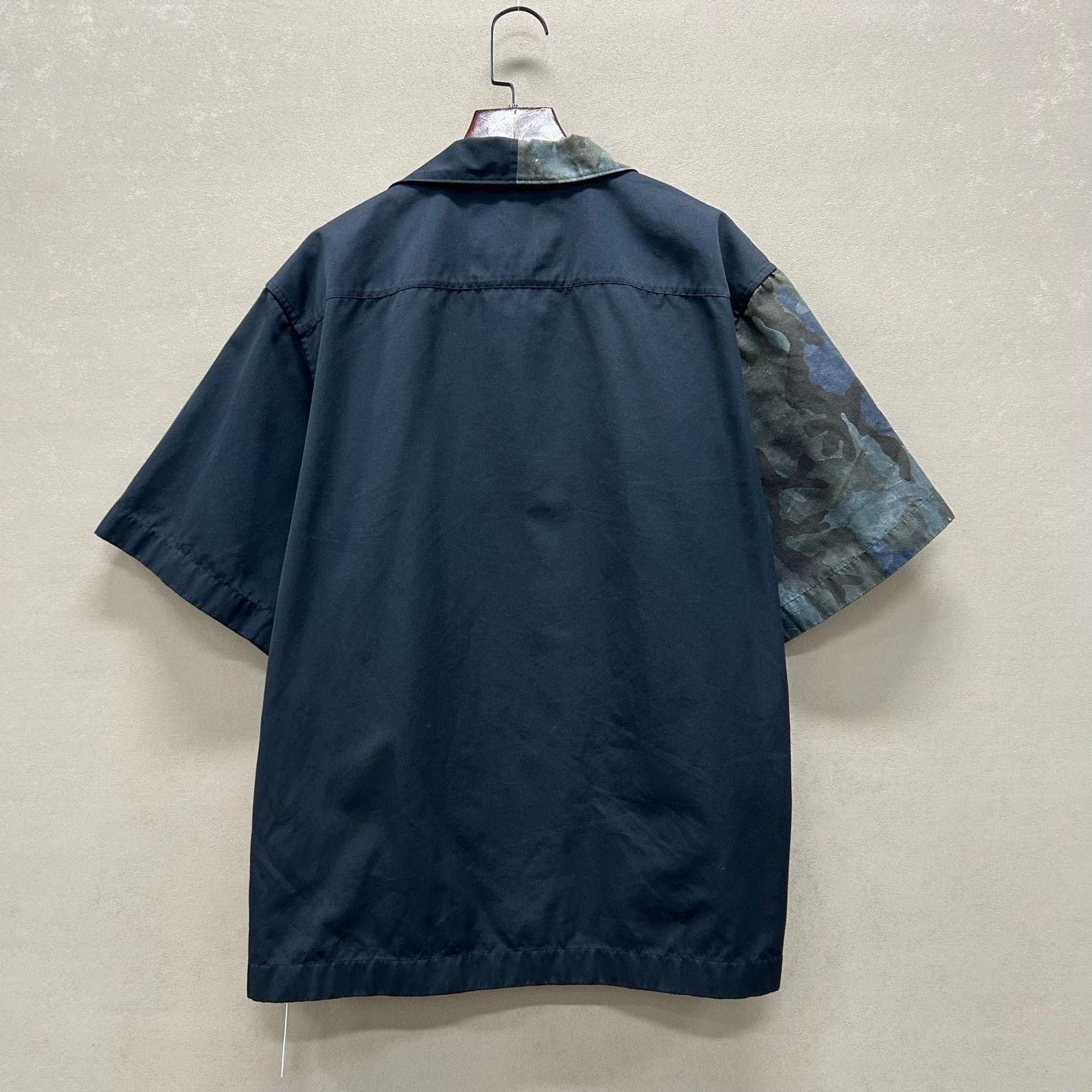 Prada Prada Patchwork Print Logo Short-Sleeve Shirt Size US S / EU 44-46 / 1 - 2 Thumbnail