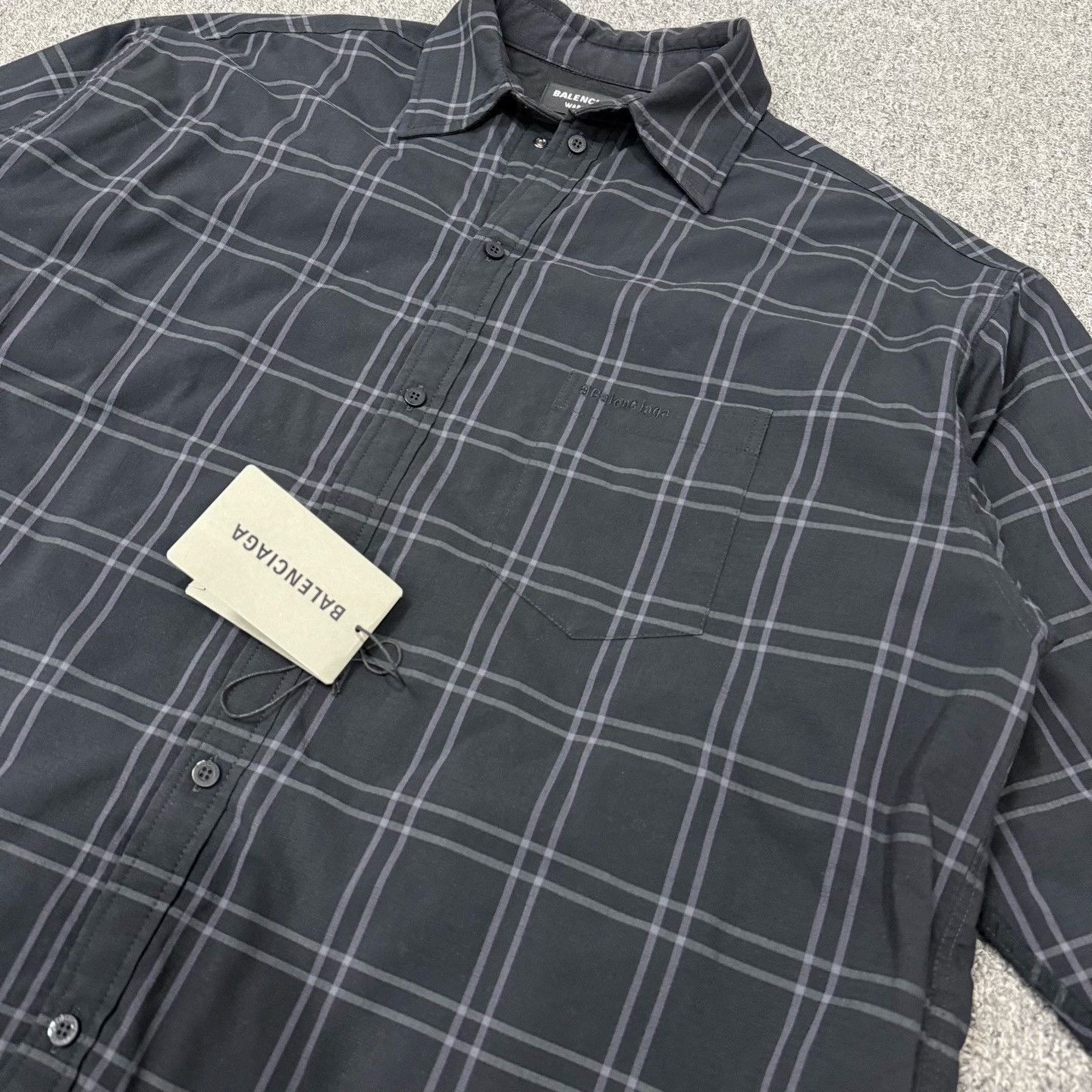 Balenciaga Balenciaga Plaid Embroidered Logo Shirt Coat Size US S / EU 44-46 / 1 - 3 Thumbnail