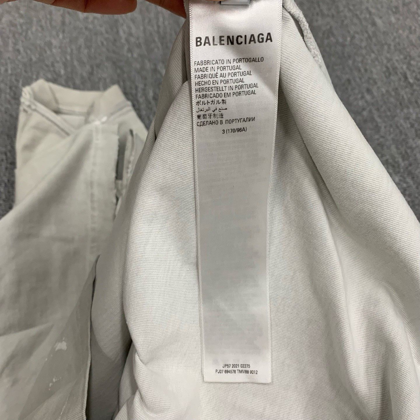 Balenciaga Balenciaga Gray Distressed Short Sleeve Size US L / EU 52-54 / 3 - 7 Thumbnail