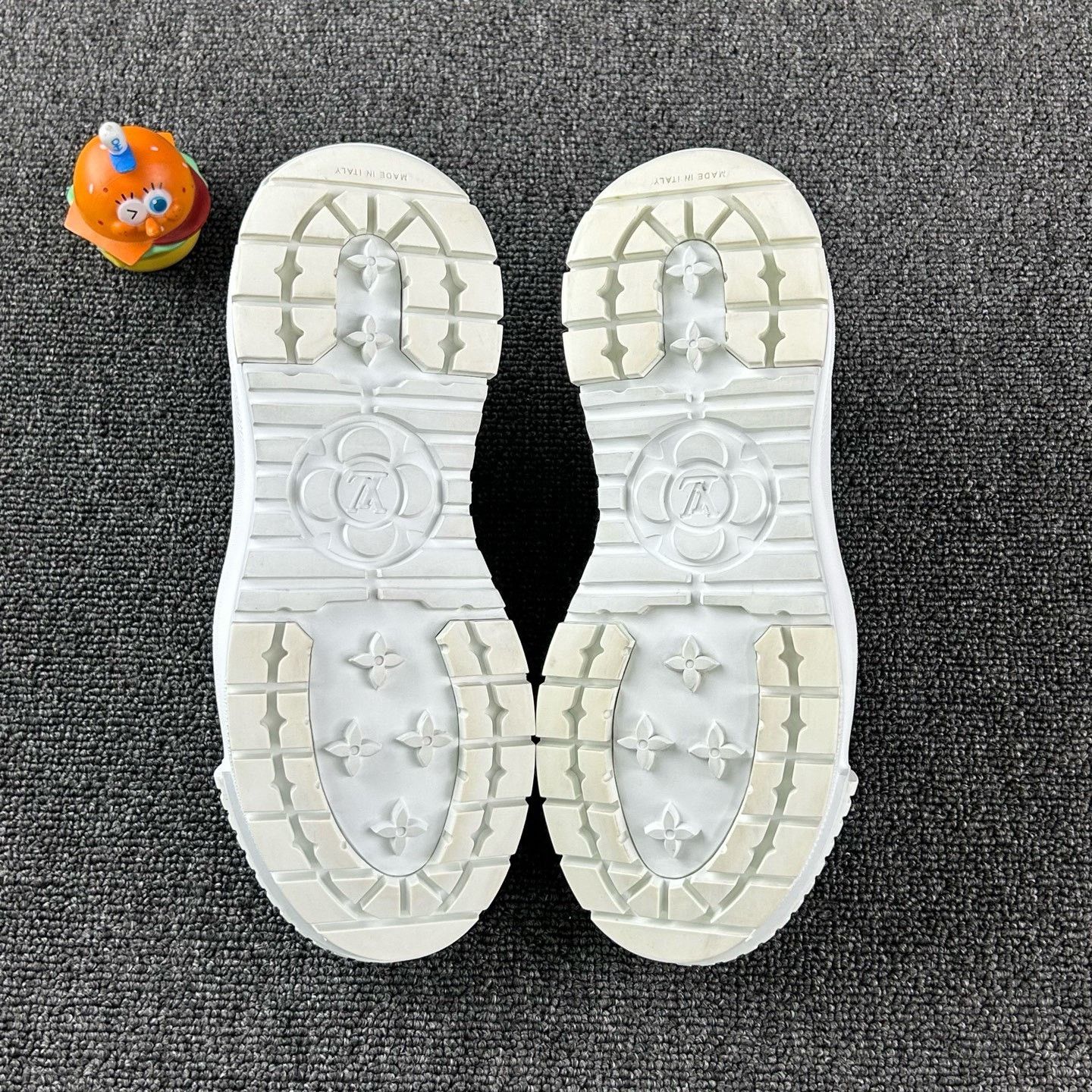 Louis Vuitton Louis Vuitton Monogram Biscuit Shoes Size US 4.5 / IT 34.5 - 6 Thumbnail