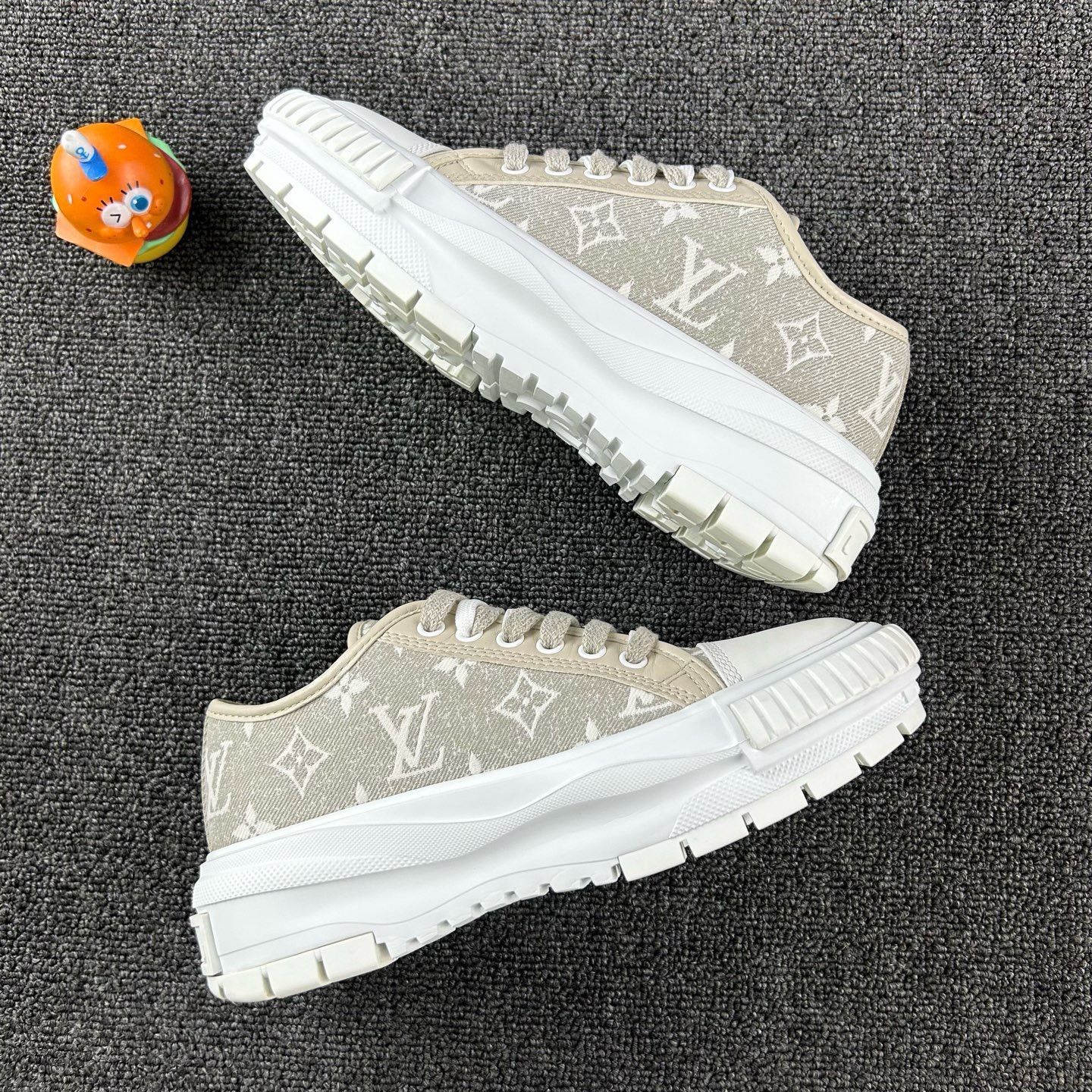 Louis Vuitton Louis Vuitton Monogram Biscuit Shoes Size US 4.5 / IT 34.5 - 4 Thumbnail