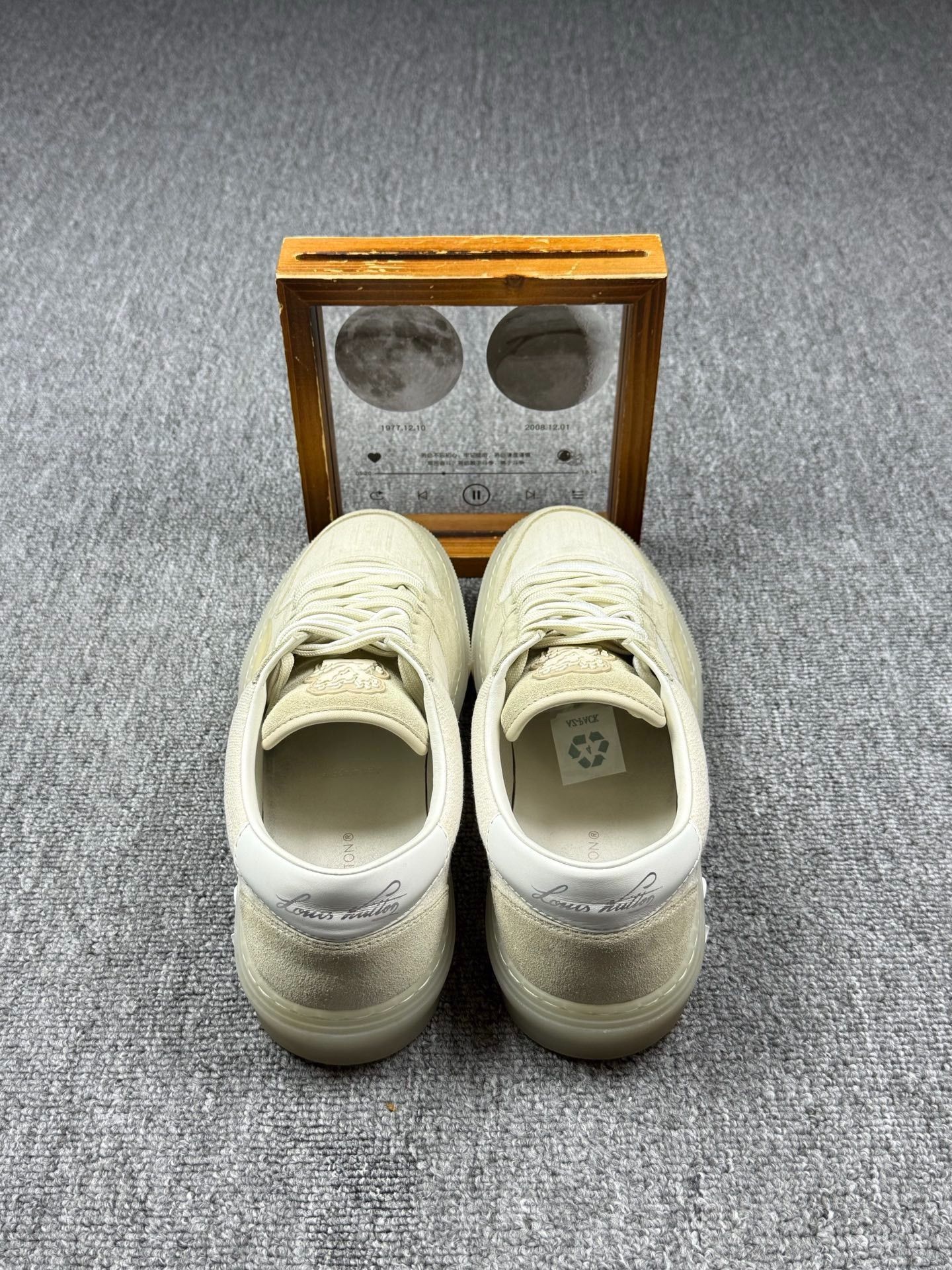 Louis Vuitton Louis Vuitton Denim White Lowtop Sneakers 8 Men Size US 8 / EU 41 - 5 Thumbnail