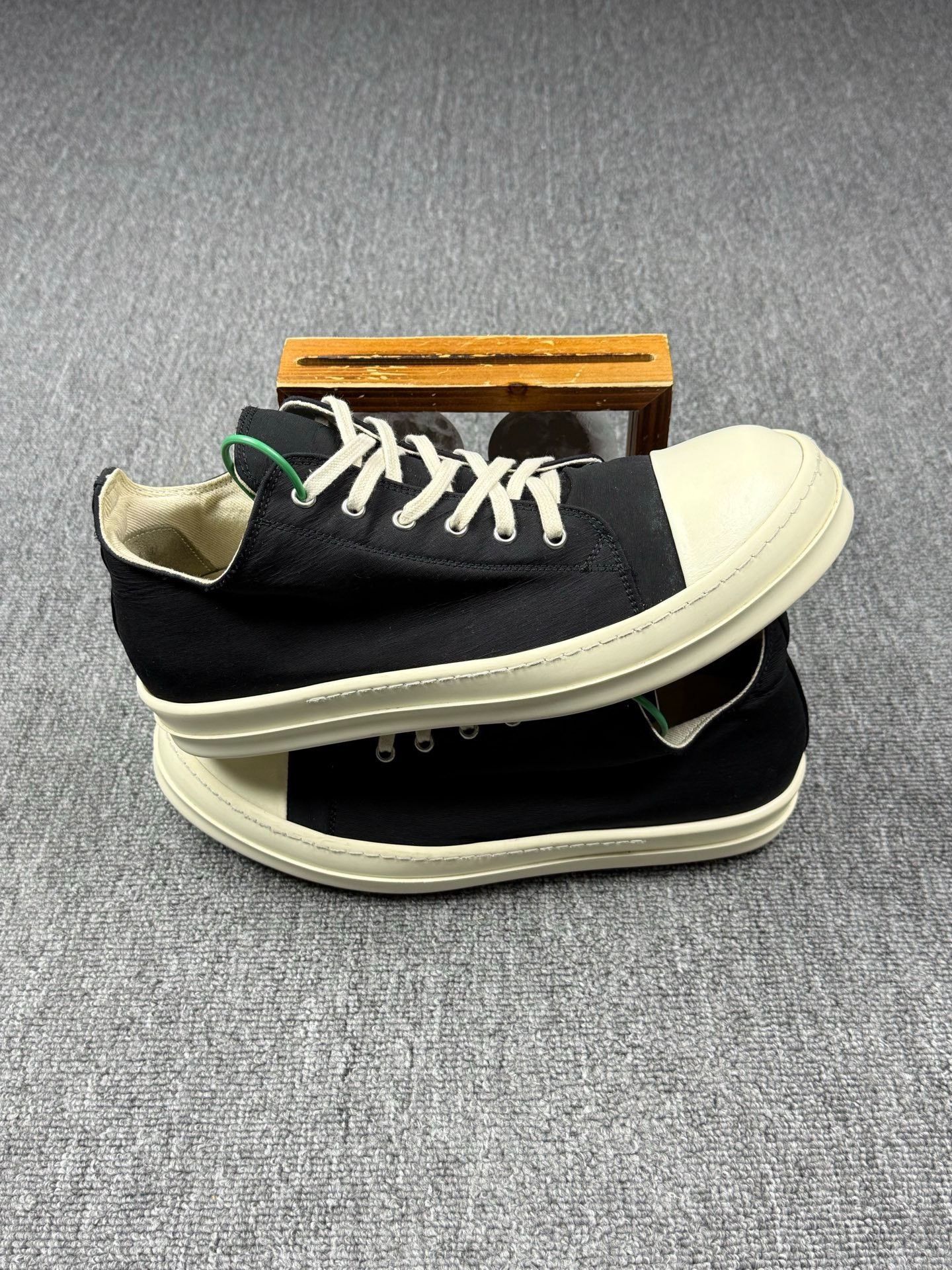 Rick Owens Rick Owens Retro Black Lowtop Sneakers 11 Men Size US 11 / EU 44 - 2 Thumbnail