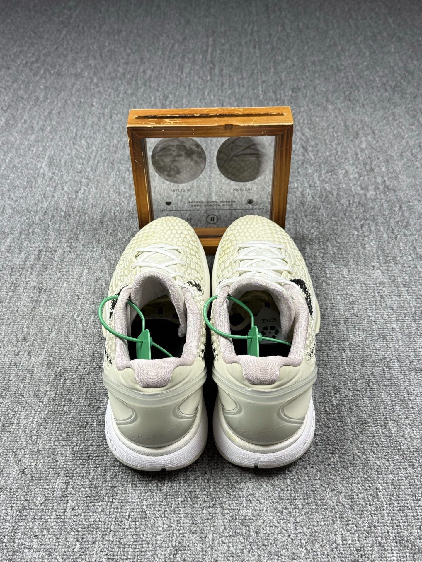 Nike Nike KOBE6 White Lowtop Sneakers 13 Men Size US 13 / EU 46 - 5 Thumbnail
