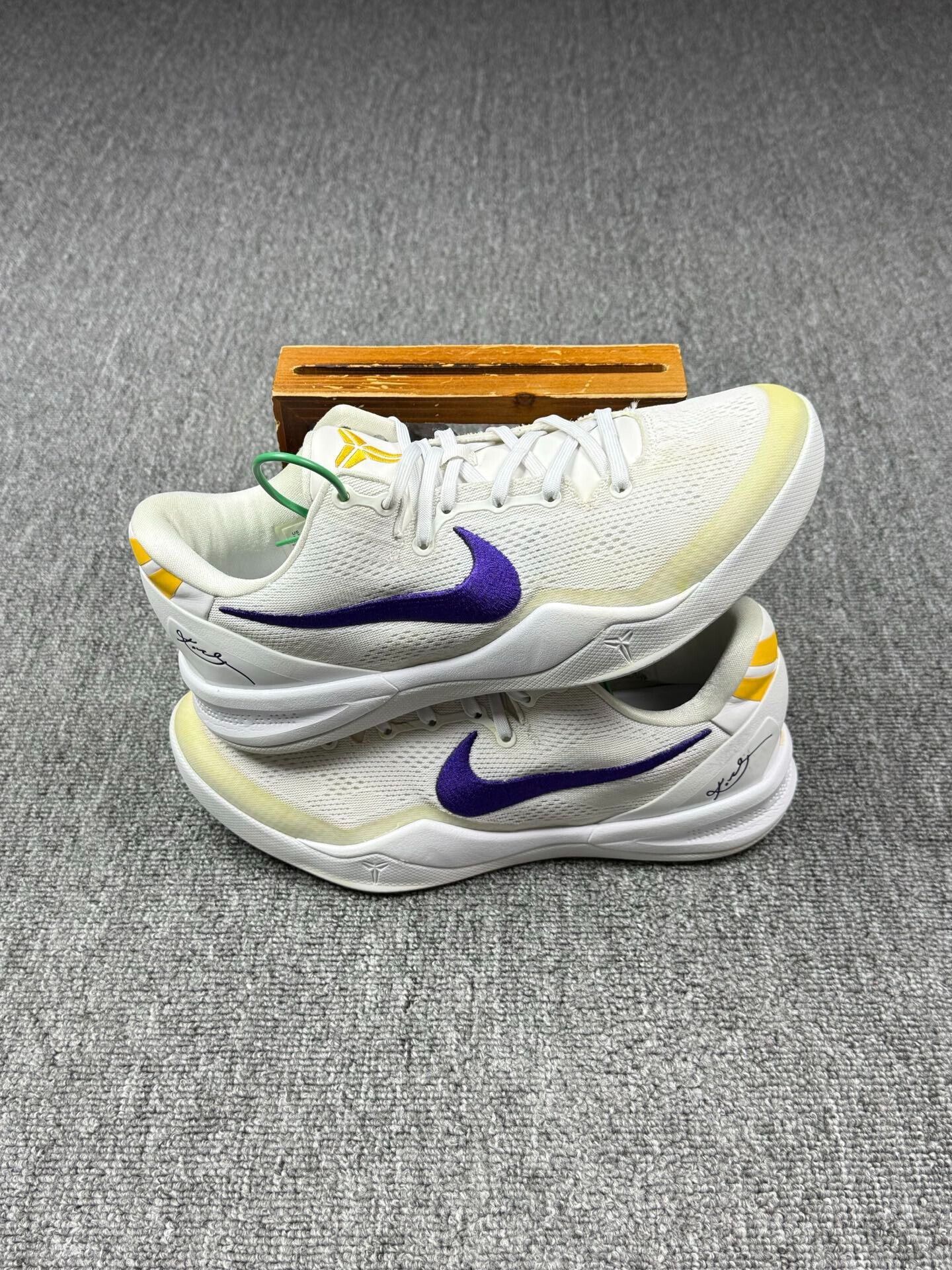 Nike Nike KOBE8 Purple Lowtop Sneakers 9 Men Size US 9 / EU 42 - 2 Thumbnail
