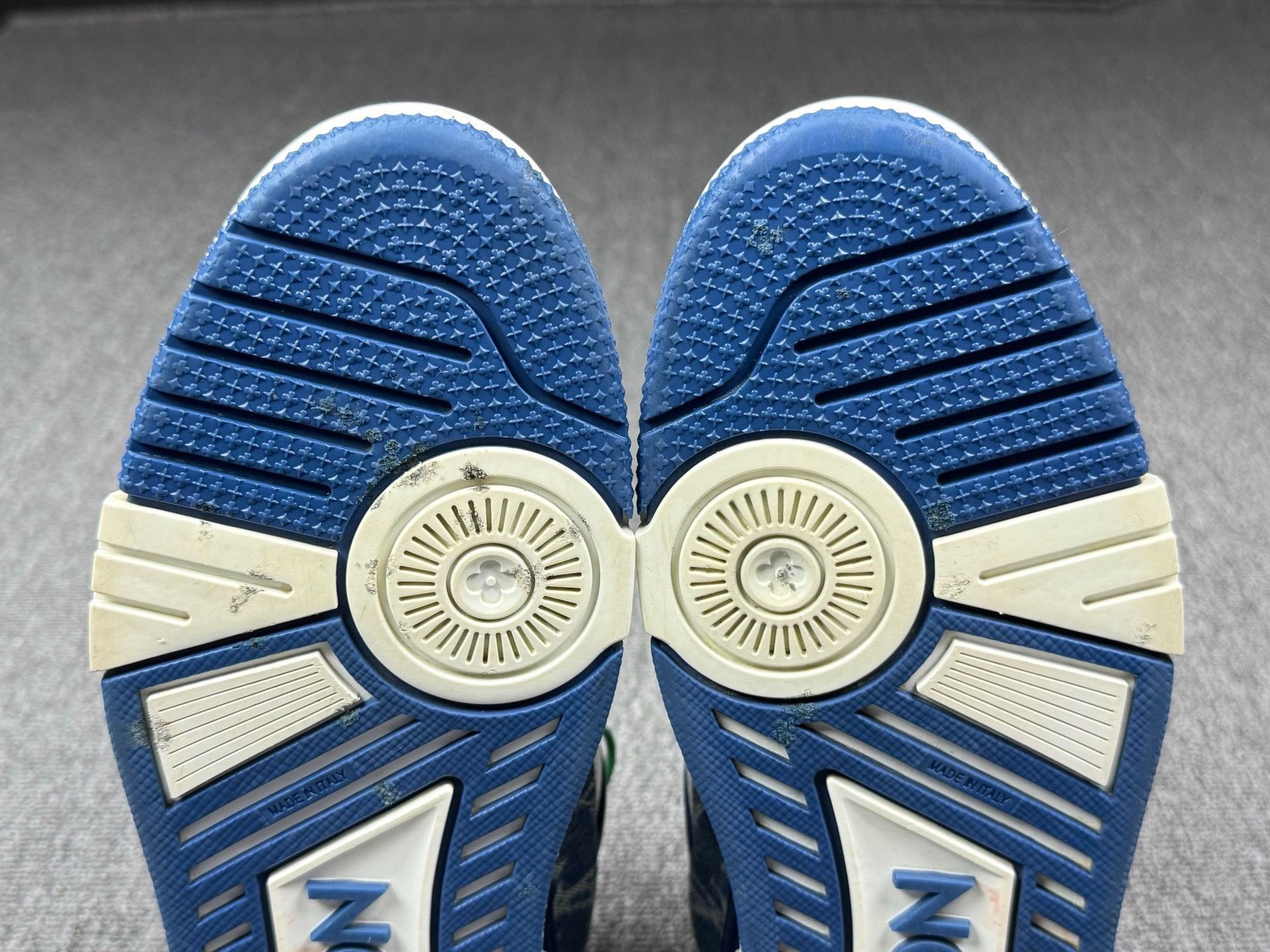 Louis Vuitton Louis Vuitton Training Blue Lowtop Sneakers 9 Men Size US 9 / EU 42 - 7 Thumbnail