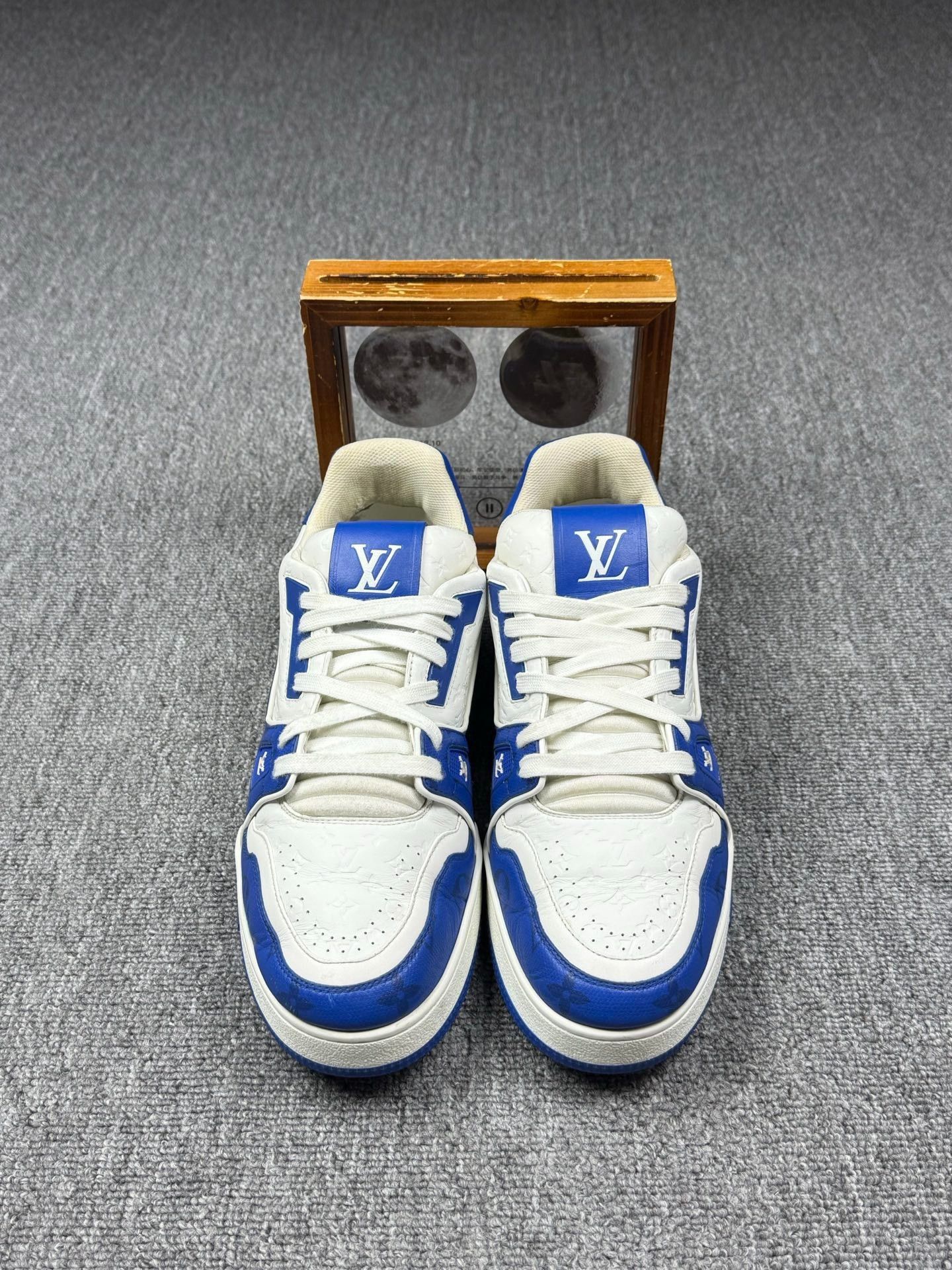 Louis Vuitton Louis Vuitton Training Blue Lowtop Sneakers 9 Men Size US 9 / EU 42 - 4 Thumbnail