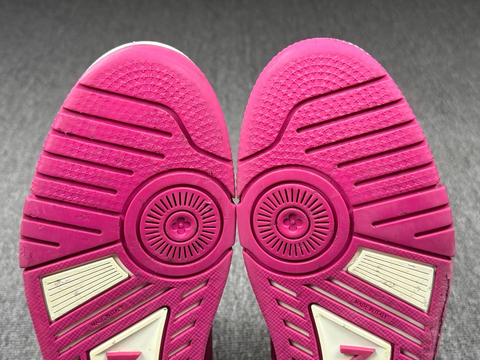 Louis Vuitton Louis Vuitton Training Multi Lowtop Sneakers 9 Men Size US 9 / EU 42 - 6 Thumbnail