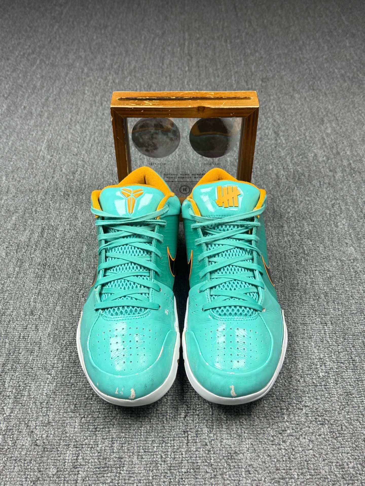 Nike Nike KOBE4 Blue Lowtop Sneakers 11 Men Size US 11 / EU 44 - 4 Thumbnail