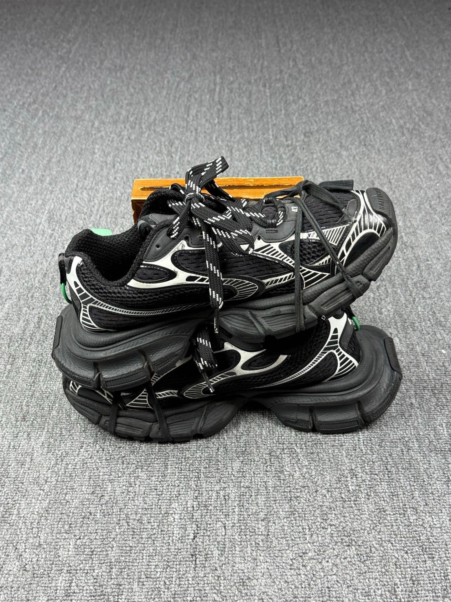 Balenciaga Balenciaga Black Lowtop Sneakers 10 Men Size US 10 / EU 43 - 3 Thumbnail