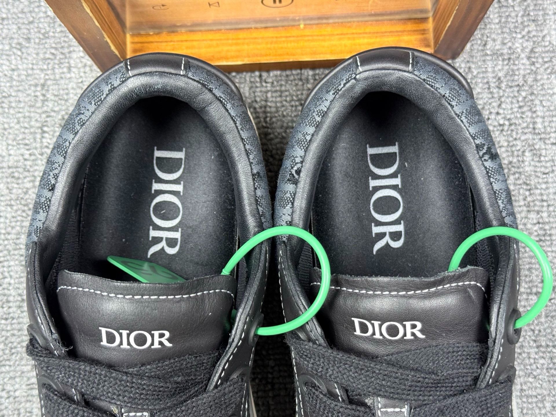 Dior Dior Black Lowtop Sneakers 7 Men Size US 7 / EU 40 - 9 Thumbnail