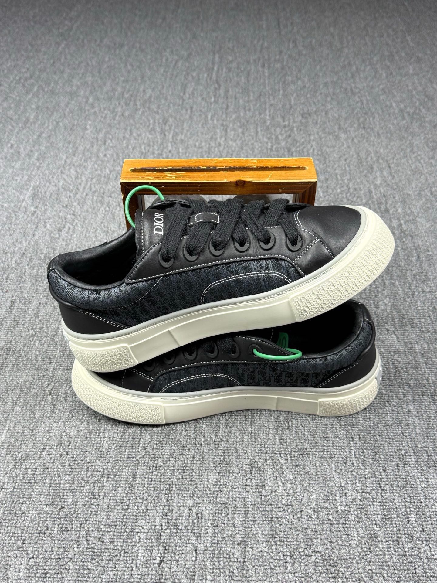 Dior Dior Black Lowtop Sneakers 7 Men Size US 7 / EU 40 - 3 Thumbnail