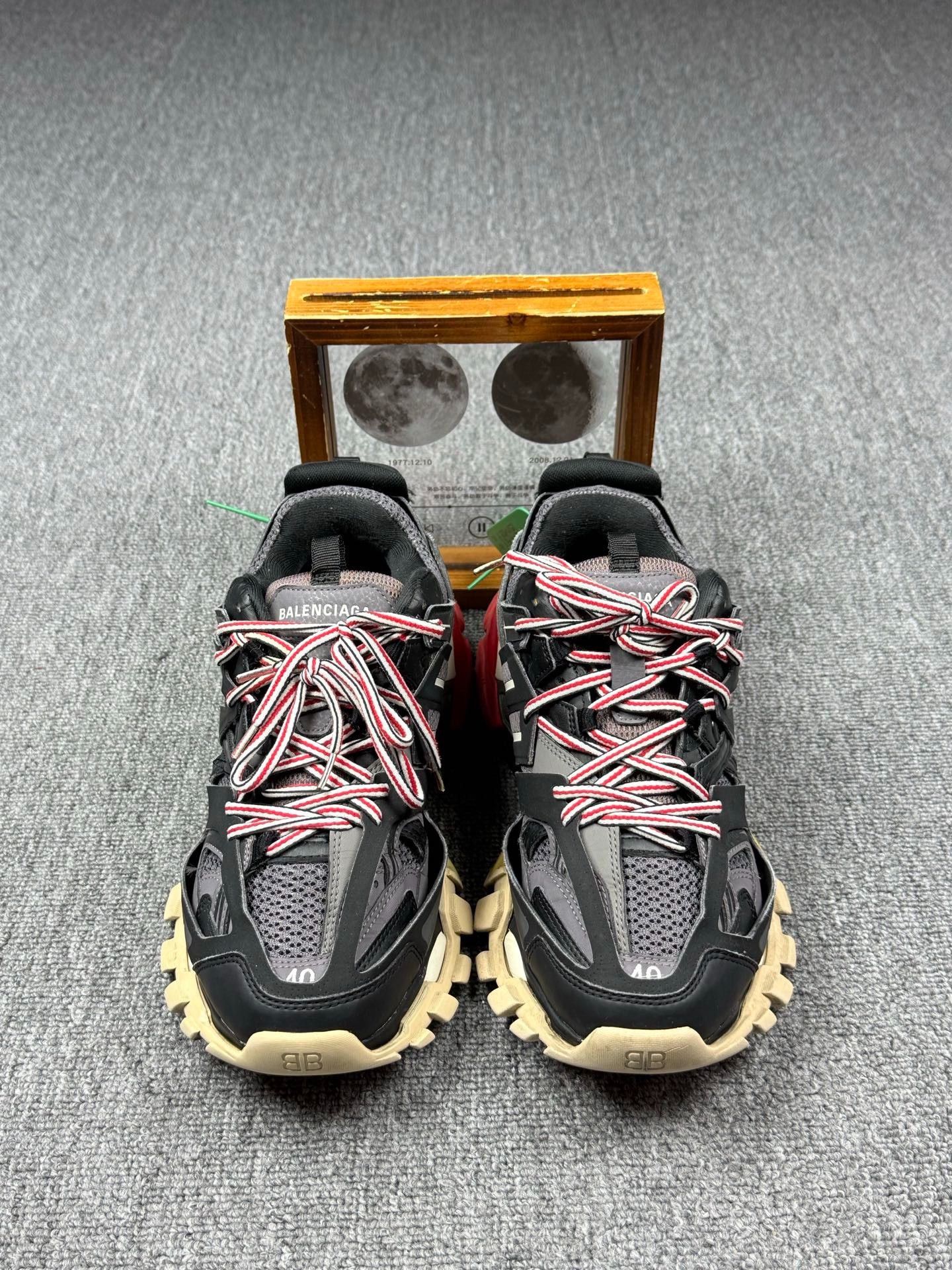 Balenciaga Balenciaga Black Lowtop Sneakers 7 Men Size US 7 / EU 40 - 4 Thumbnail
