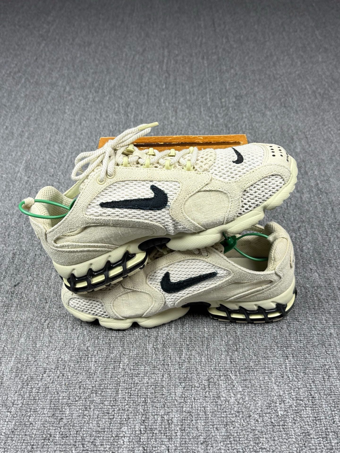 Nike Nike ZOOM SPIRIDO Yellow Lowtop Sneakers 9 Men Size US 9 / EU 42 - 3 Thumbnail