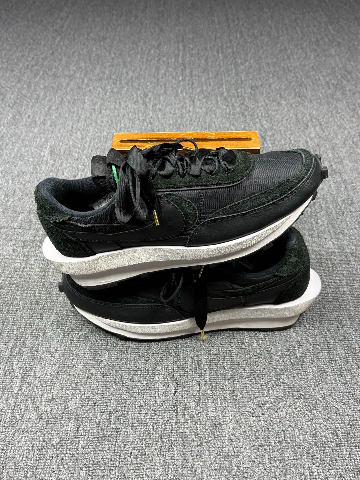 Nike Nike SACAI Black Lowtop Sneakers 12 Men Size US 12 / EU 45 - 2 Thumbnail