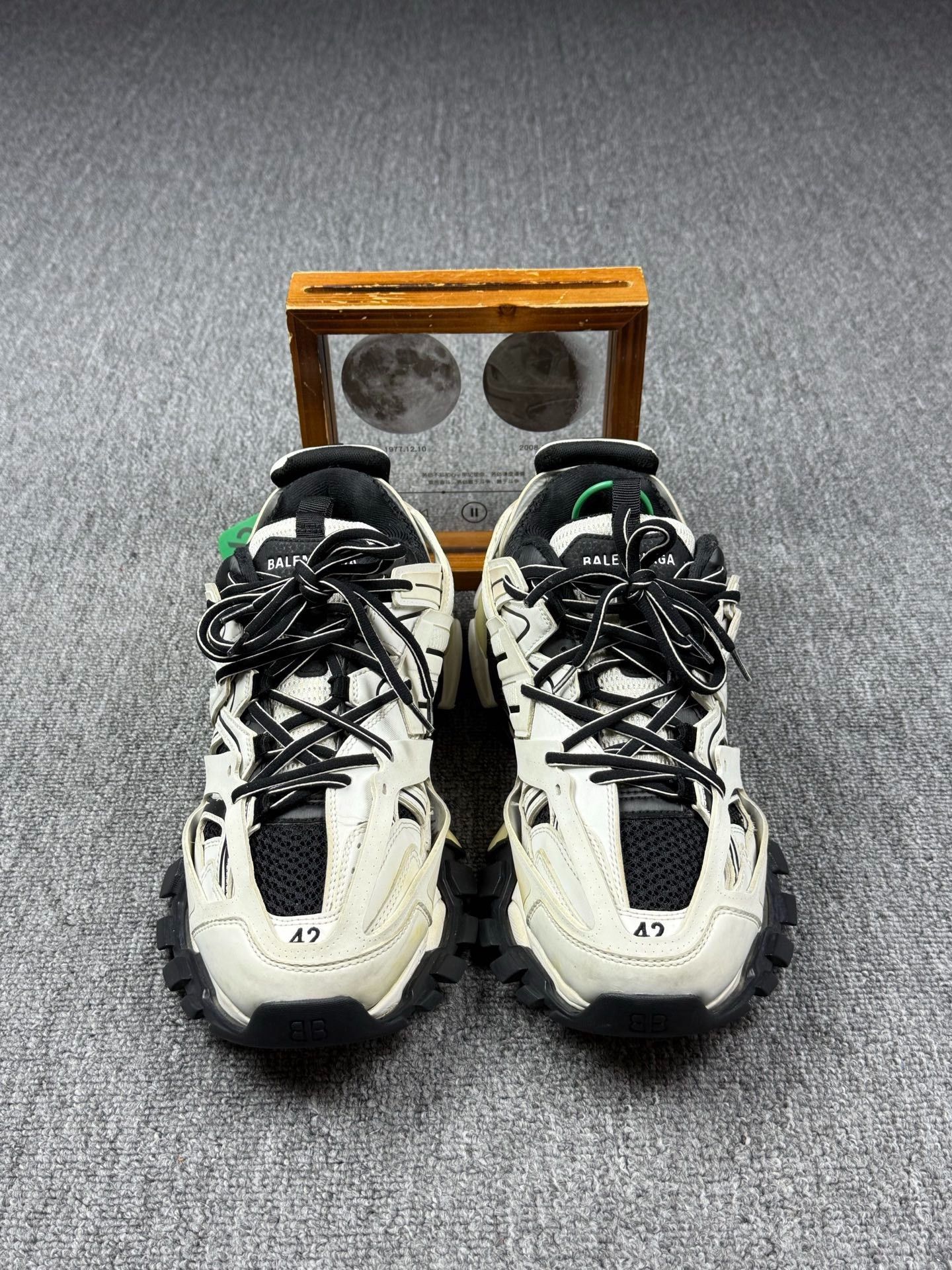 Balenciaga Balenciaga Multi Lowtop Sneakers 9 Men Size US 9 / EU 42 - 4 Thumbnail