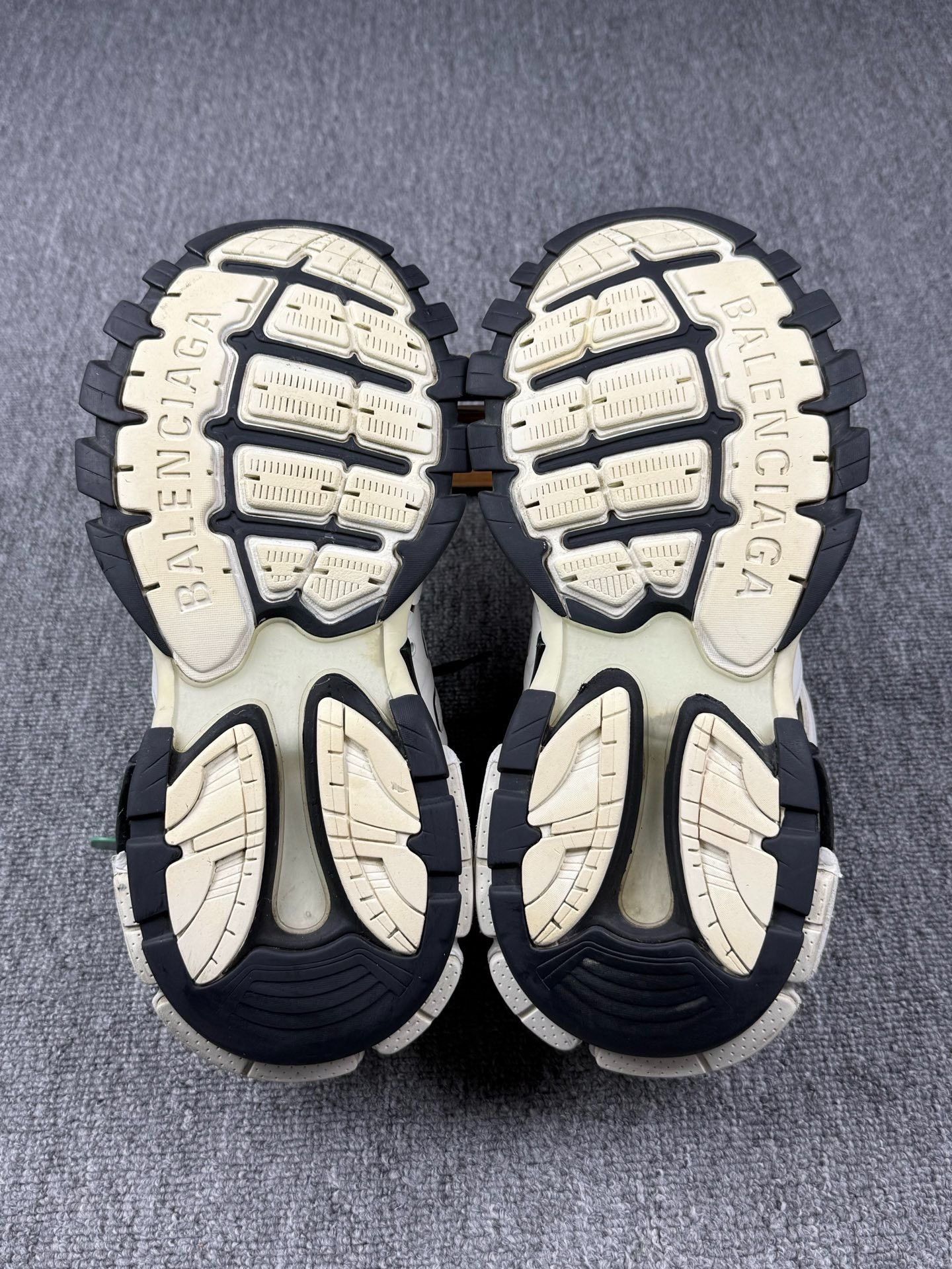 Balenciaga Balenciaga Multi Lowtop Sneakers 9 Men Size US 9 / EU 42 - 6 Thumbnail