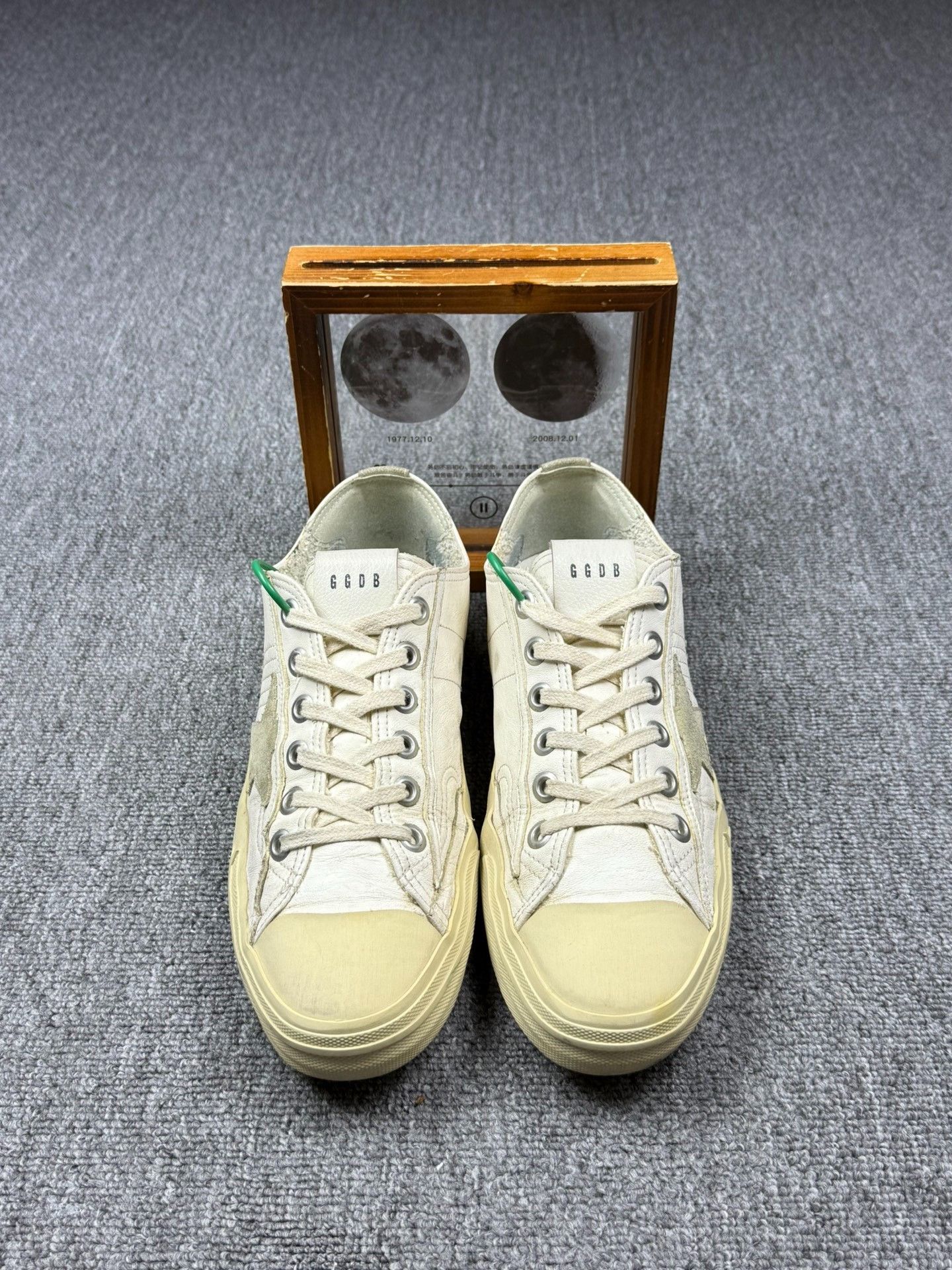 Golden Goose Golden Goose Yellow Lowtop Sneakers 9 Men Size US 9 / EU 42 - 4 Thumbnail