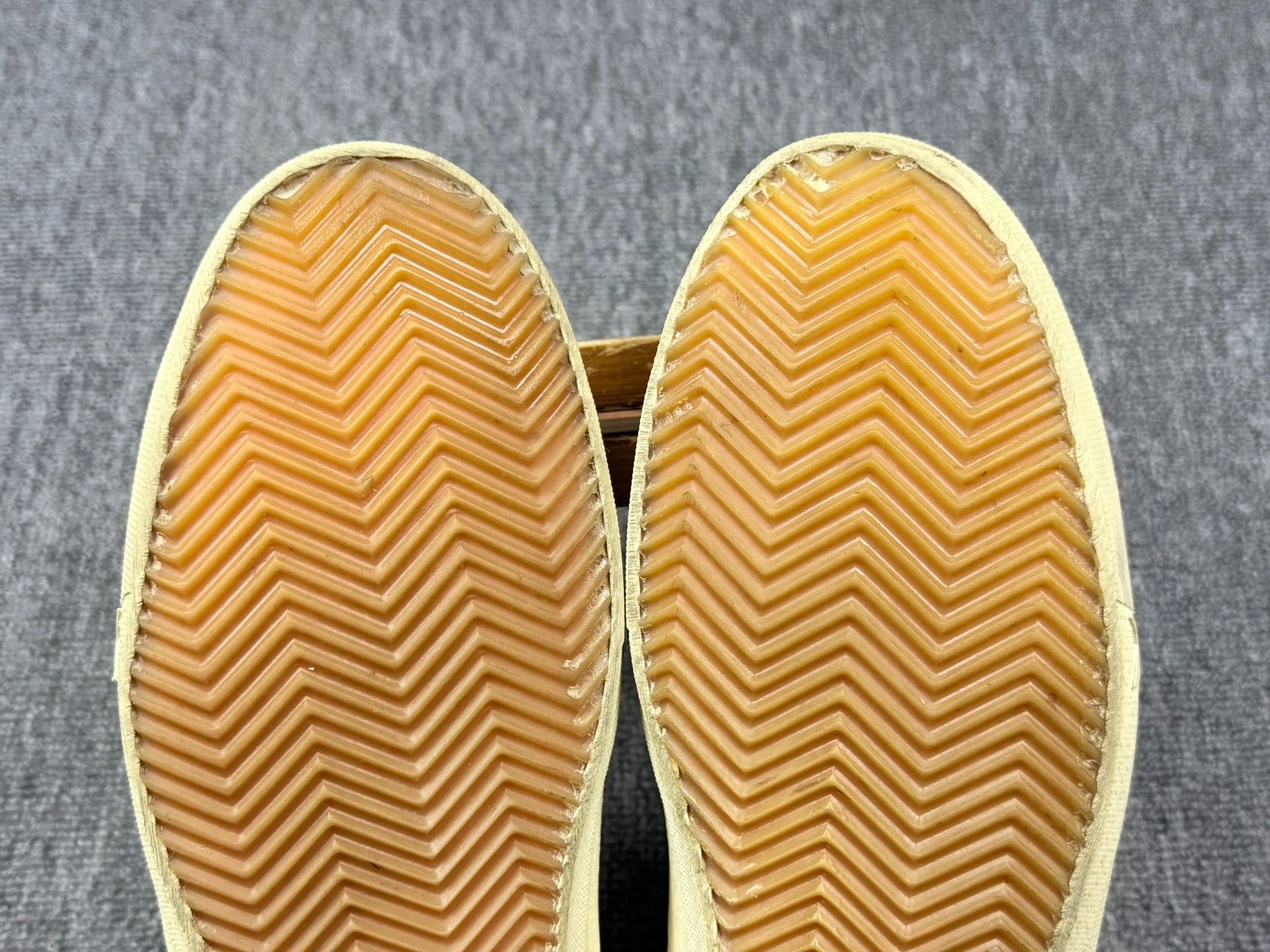 Golden Goose Golden Goose Yellow Lowtop Sneakers 9 Men Size US 9 / EU 42 - 7 Thumbnail